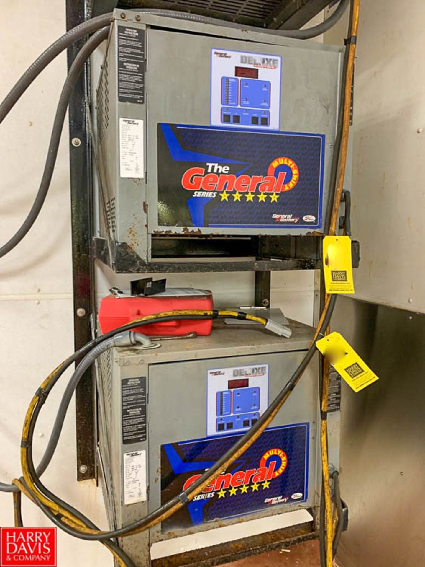 General 24 Volt Battery Charger **LOCATED IN ABBEVILLE, ALABAMA Rigging Fee: $50