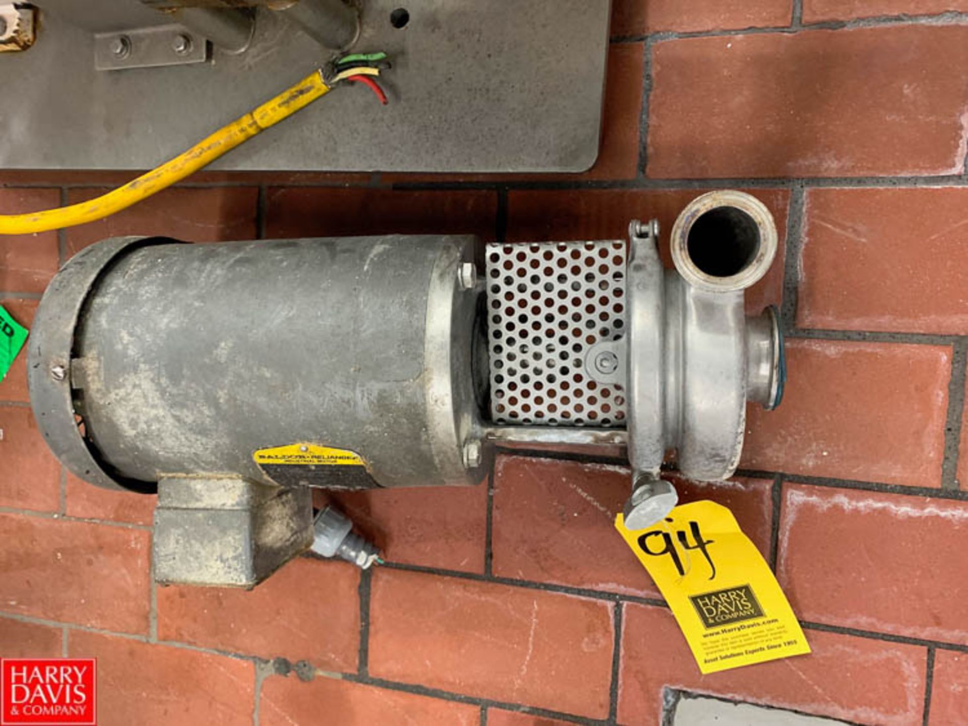 Tri Clover 1.5 HP Pump with 2" x 2.5" S/S Head, Clamp Type Rigging Fee: $50 *LOCATED IN: Kiel,