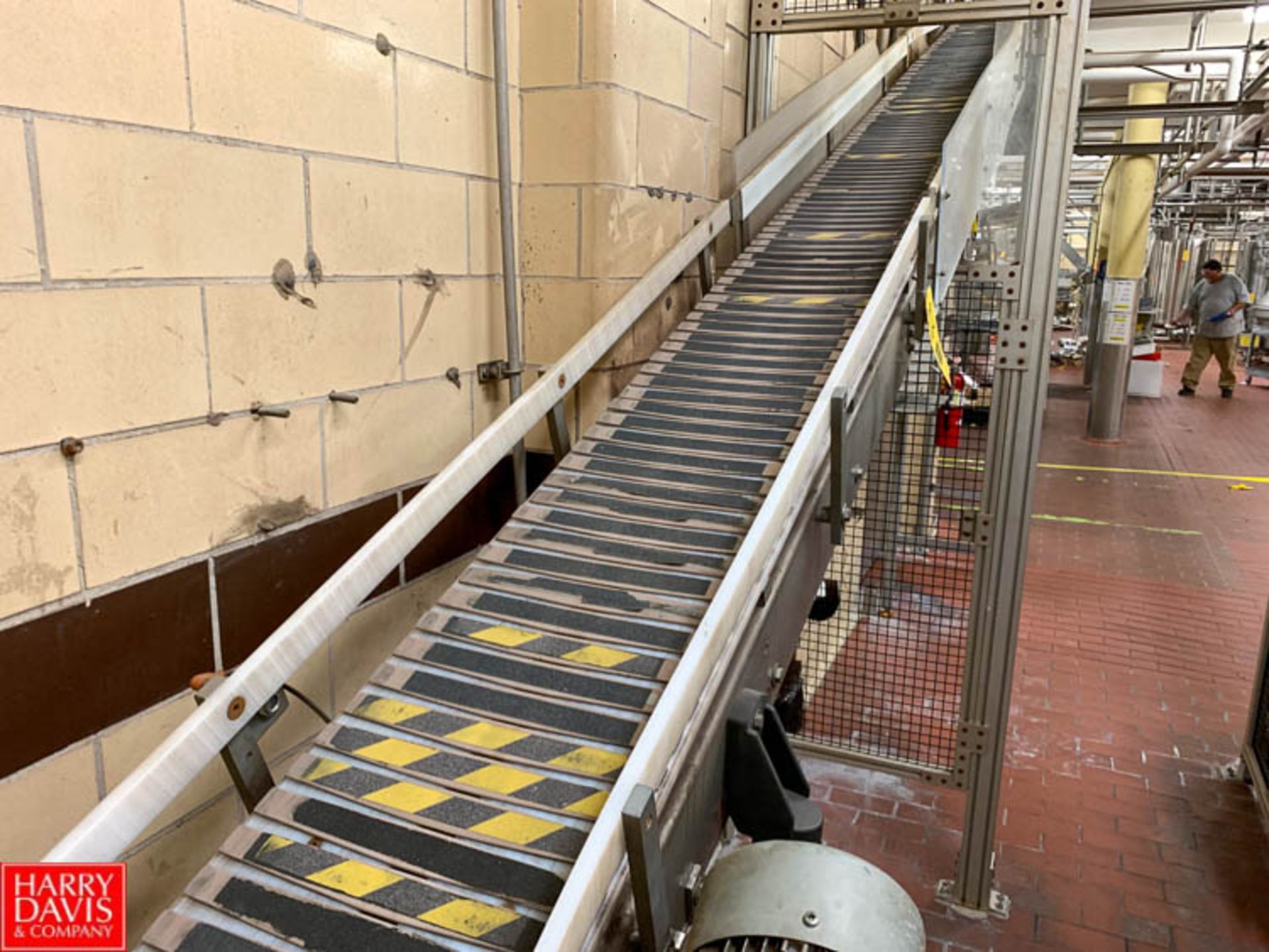 S/S Frame Inclined Box Conveyor, 40' L x 12", with Drives Rigging Fee: $150 *LOCATED IN: Kiel,