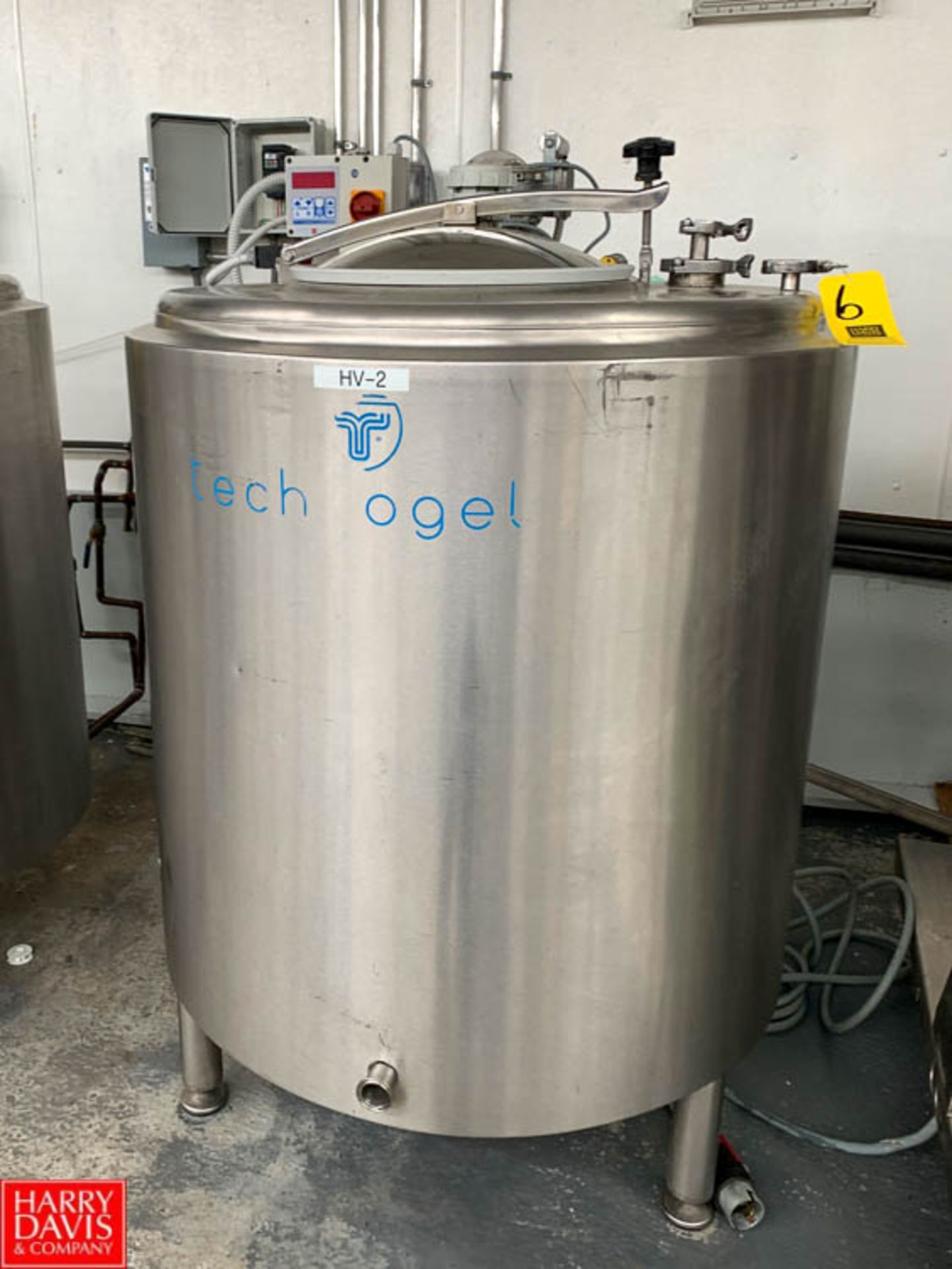 2012 Technogel 600 Liter S/S Jacketed Tank with Vertical Agitator Location: Long Island City, New