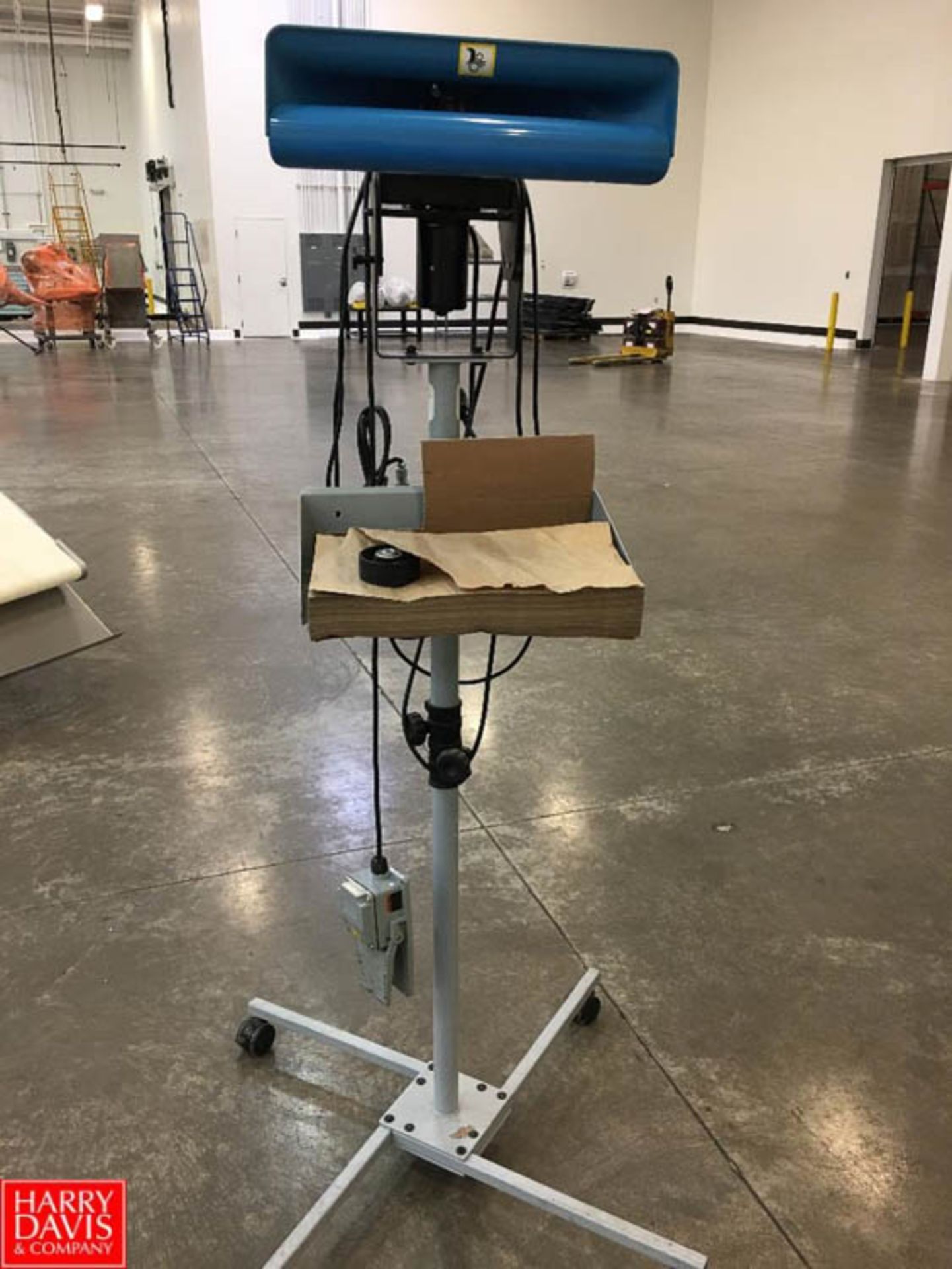 Paper Dispenser / Crimper, Portable Rigging Fee: $75