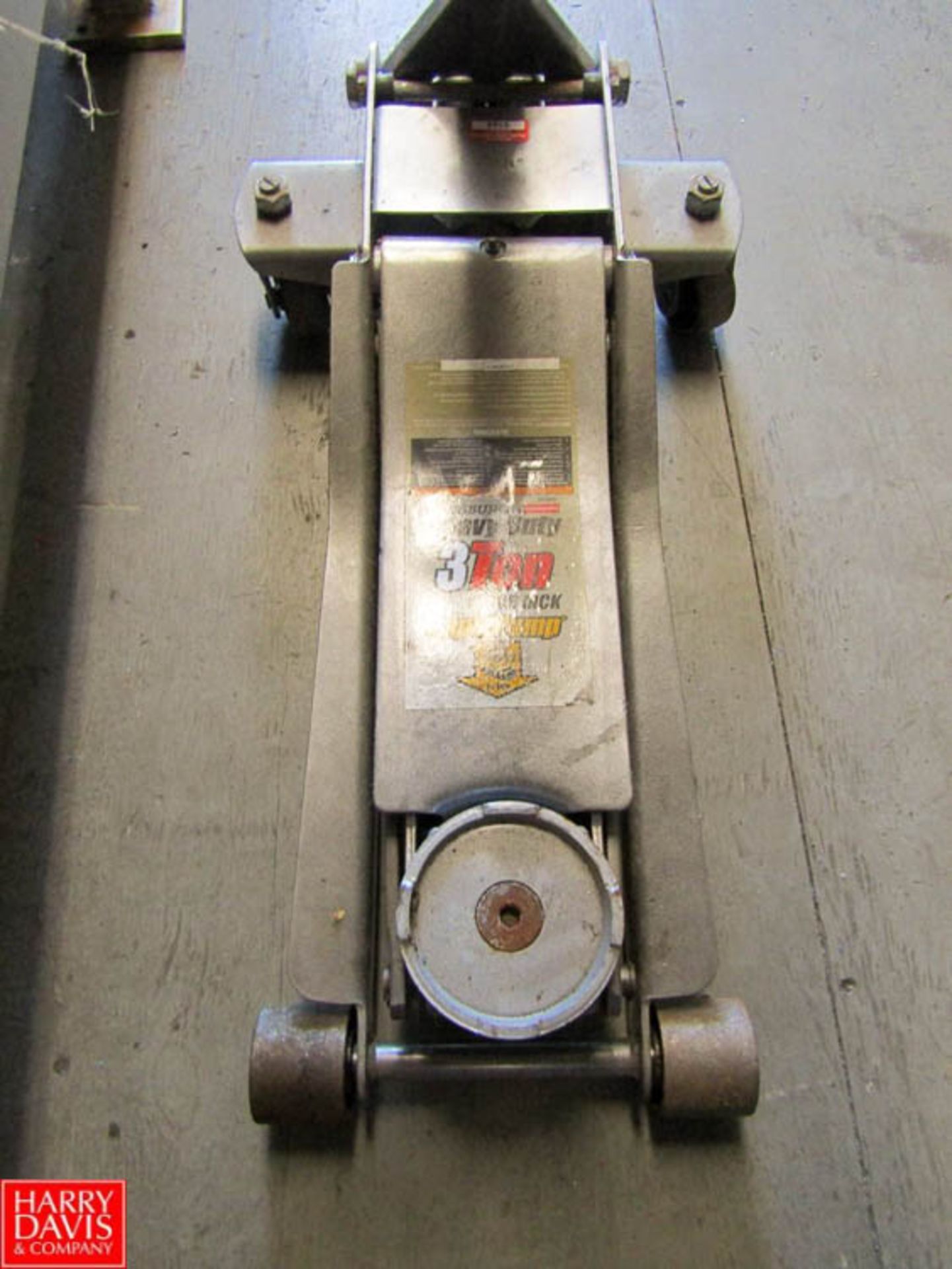 Pittsburgh 3-Ton Floor Jack Rigging Fee: $ 25 - Image 2 of 3