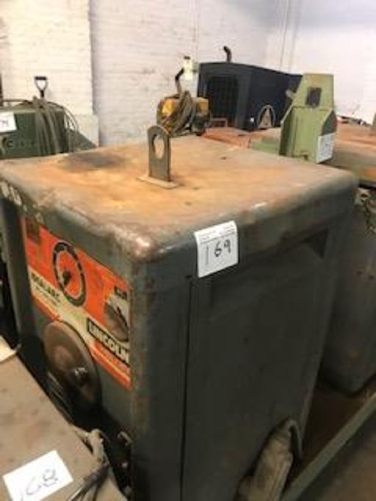 LINCOLN IDEALARC TM-500/500 WELDER S# AC219329, CODE 5981-C