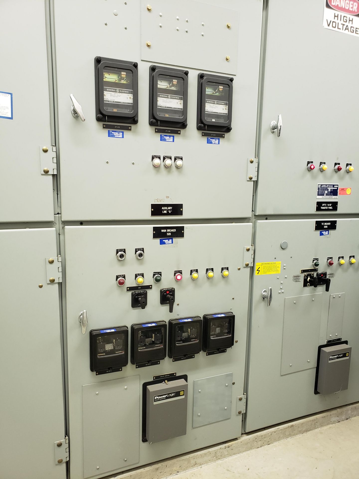 Electrical substation serving the TecPort business park - Image 5 of 15