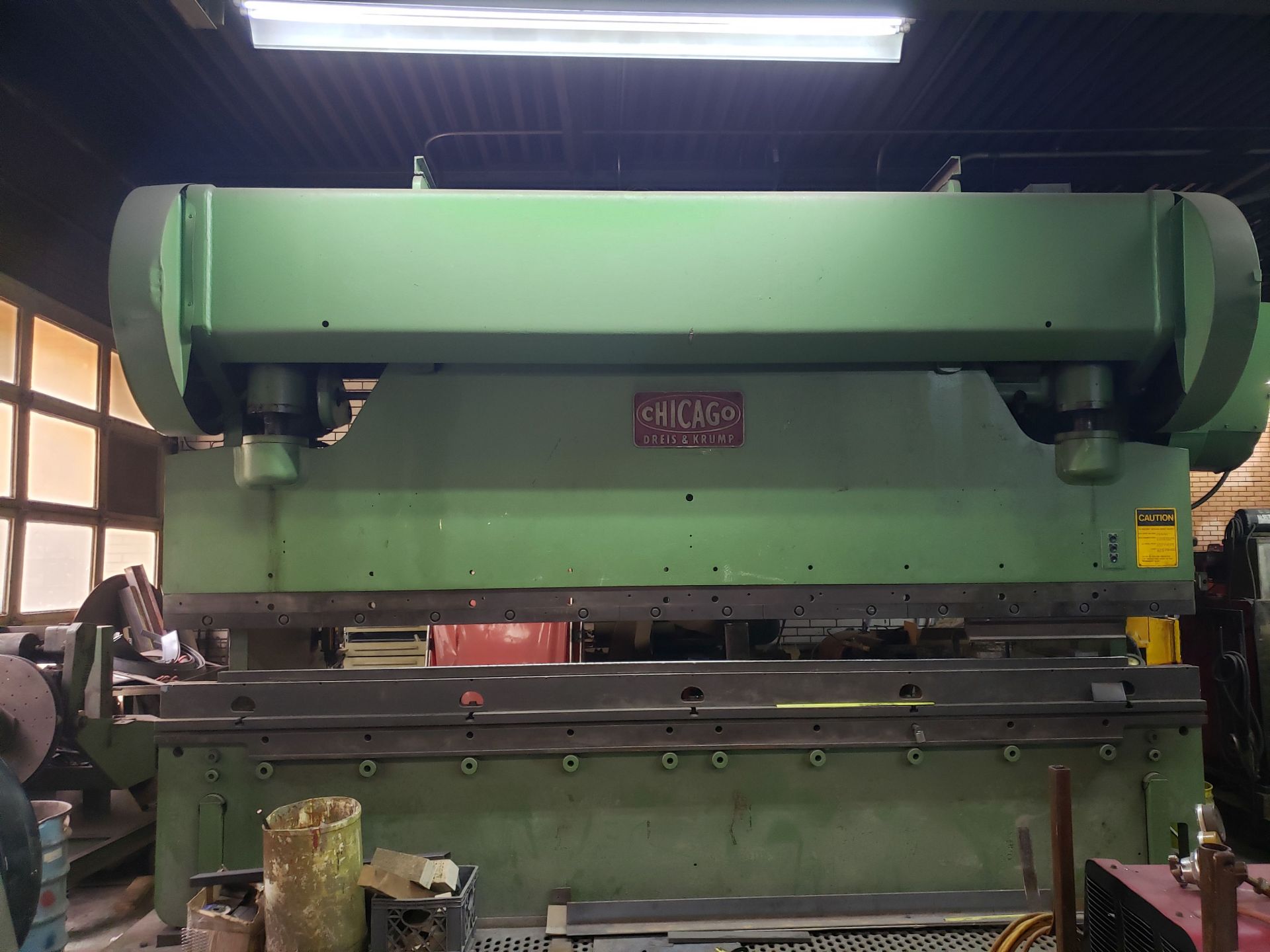 CHICAGO DREIS & KRUMP PRESS BRAKE MODEL 512-D 225 ton, 12’6” between housing, 14’2” overall,