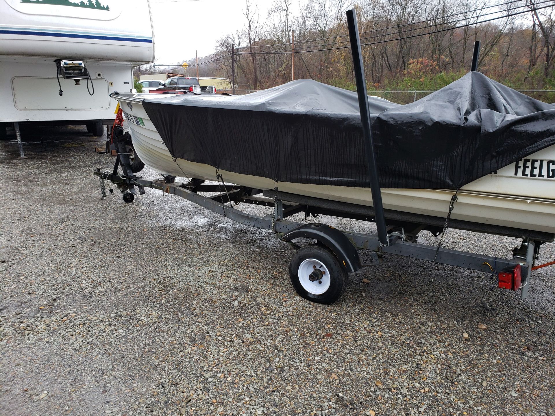 14' BOAT WITH TRAILER - Image 4 of 4