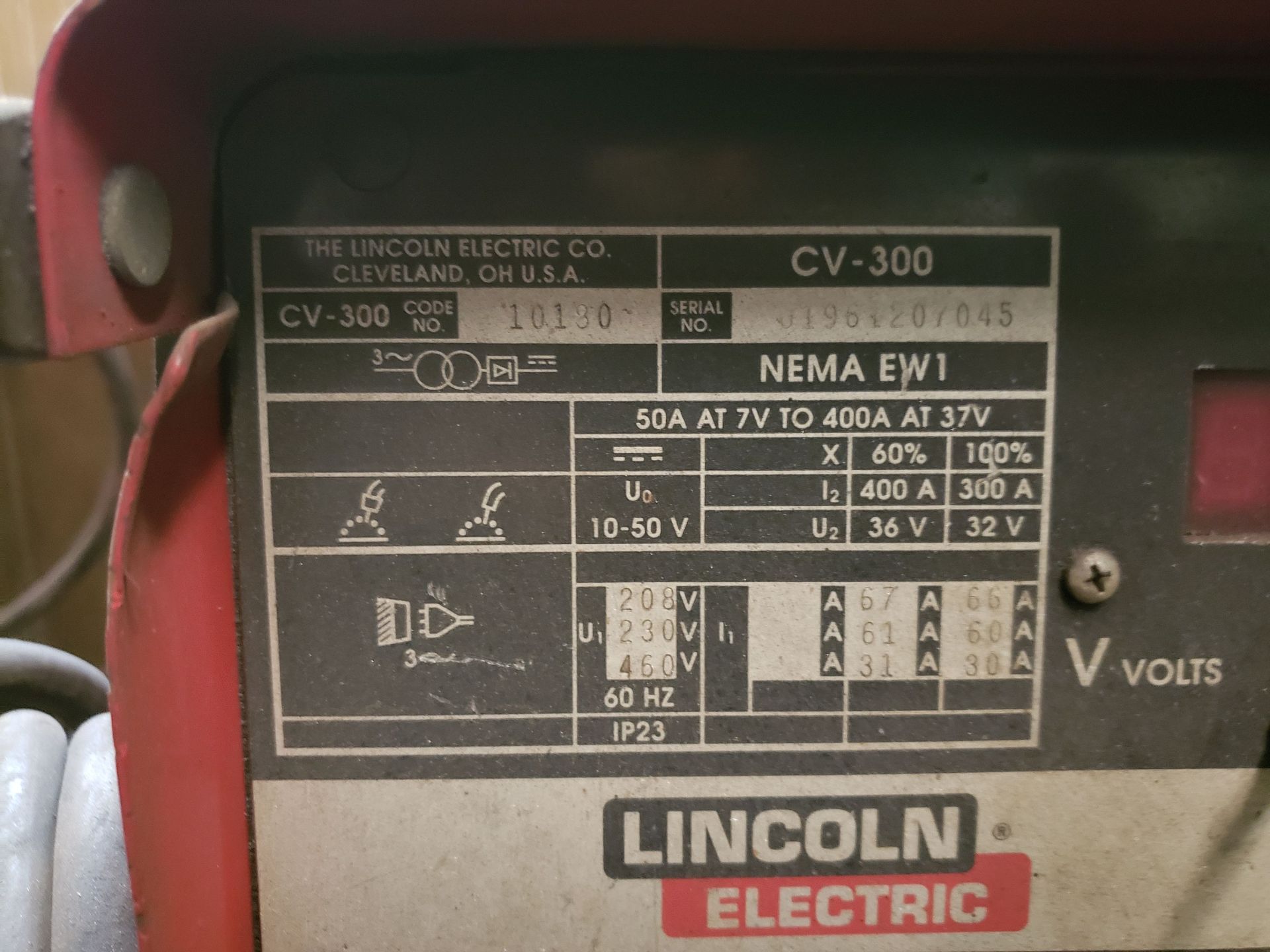 LINCOLN CV-300 WELDER SN- U1961207045, CODE 10180, ON ROLLER CART WITH LN-7 WIRE FEED - Image 2 of 2