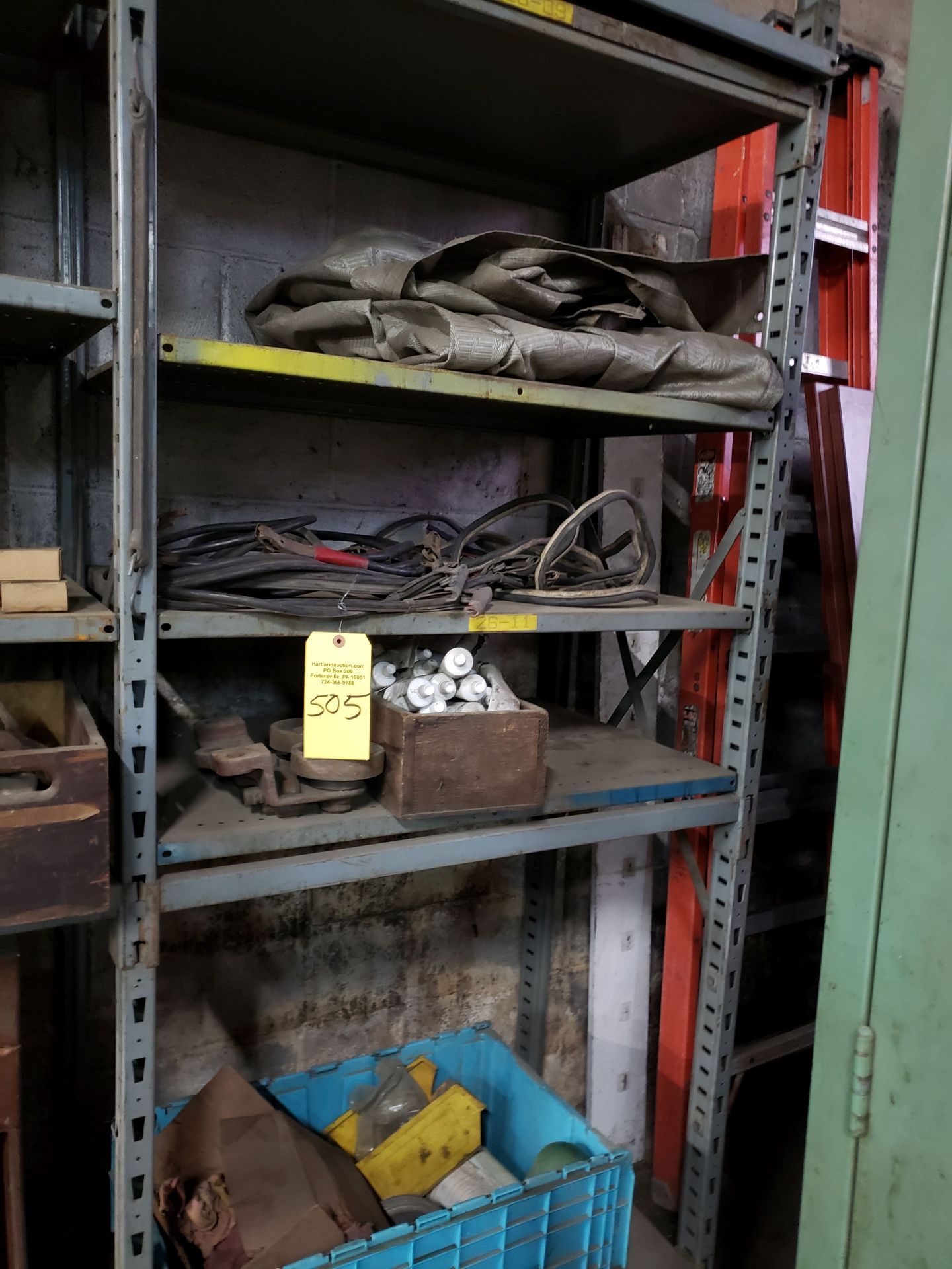 CONTENTS OF 1 SECTION OF SHELVES