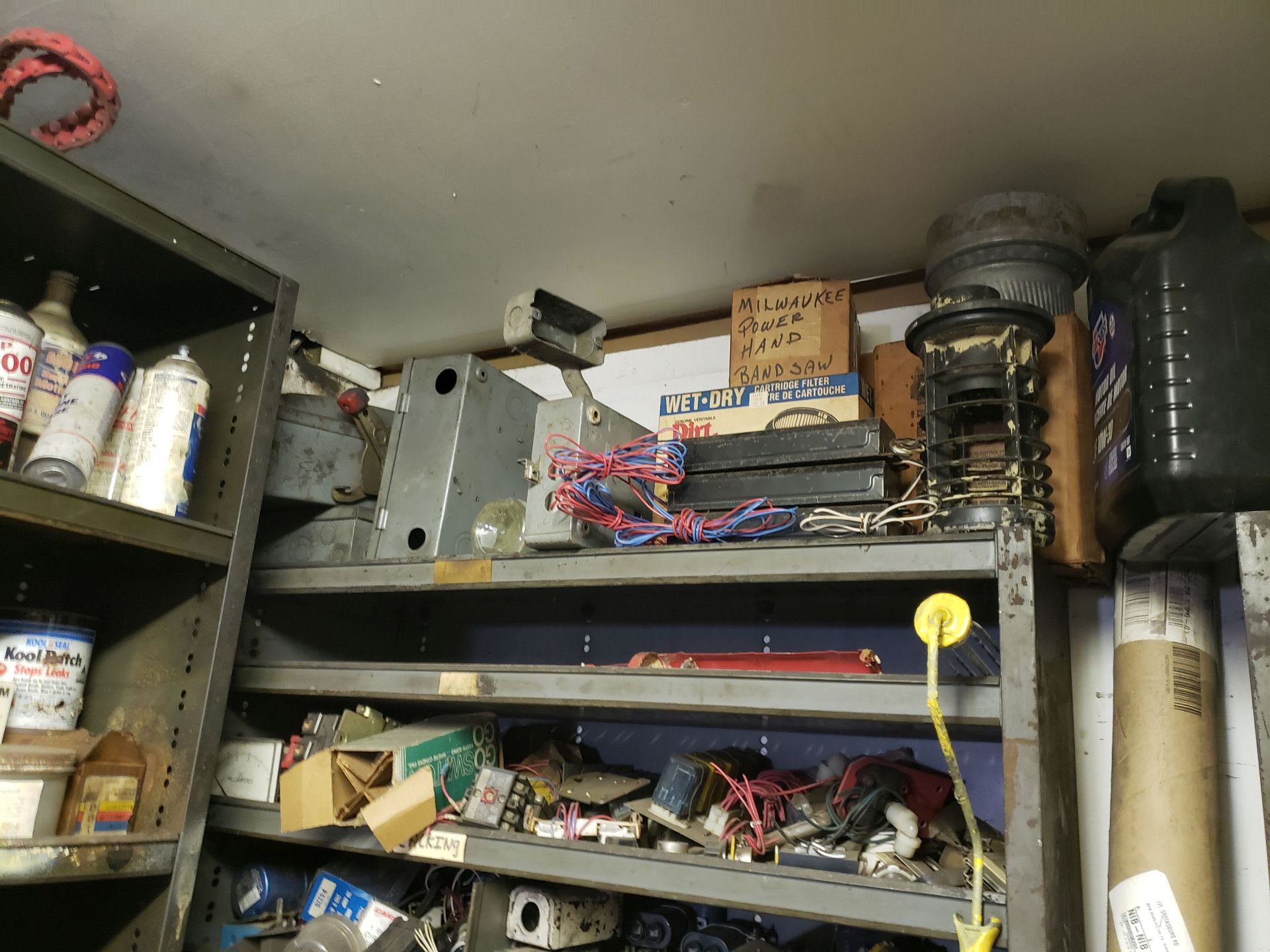 BALANCE OF CONTENTS OF MAINTENANCE ROOM 9 SHELVES & CONTENTS - FASTENERS, ELECTRICAL, FITTINGS, - Image 7 of 10