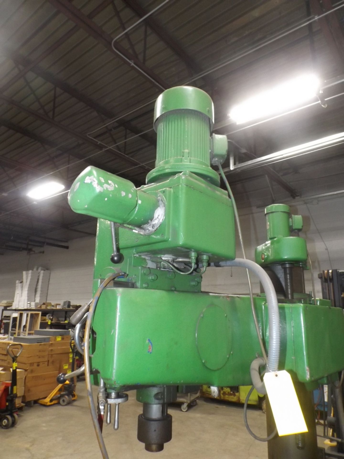 YODOGAWA 3’ ARM 8” COLUMN MODEL YMR840 RADIAL DRILL, 1590 RPM SPINDLE, POWER ARM ELEVATION, - Image 7 of 8