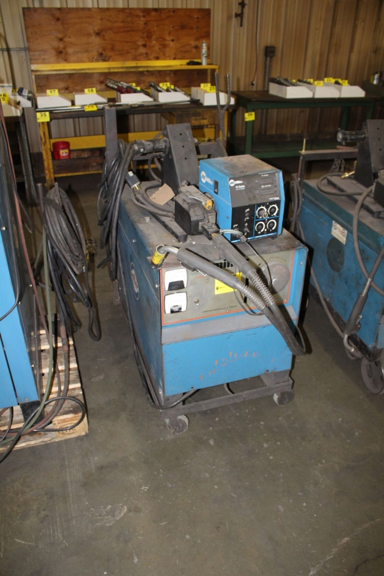 MILLER MODEL CP-250TS 250 AMP CONSTANT POTENTIAL DC WELDER