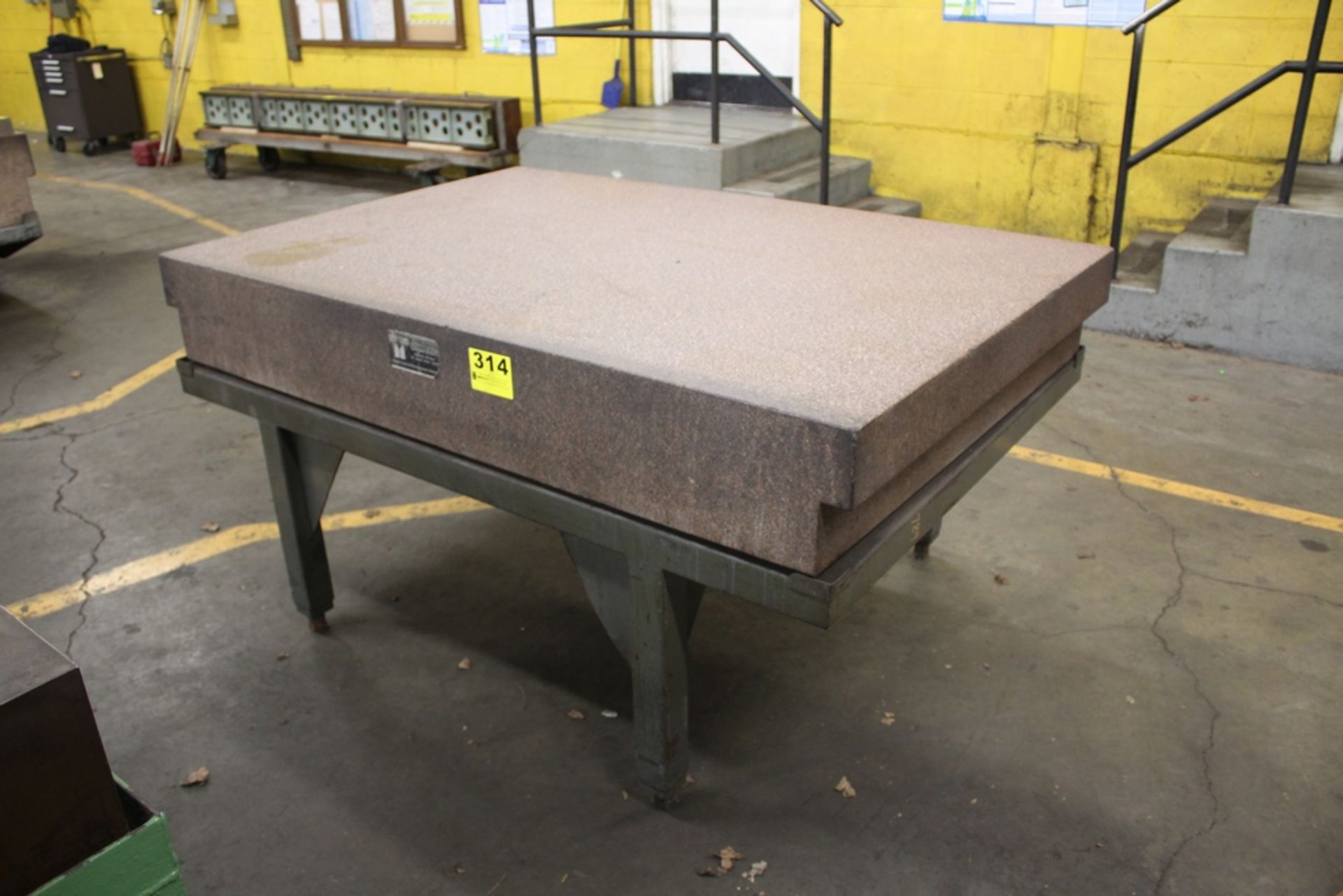 TRU-STONE PINK GRANITE SURFACE PLATE, 48" X 72" X 10" THICK, WITH STEEL STAND
