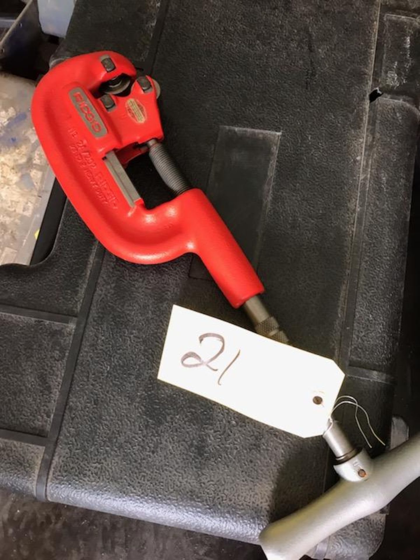 RIDGID NUMBER 2A 1/8"-2" PIPE CUTTER