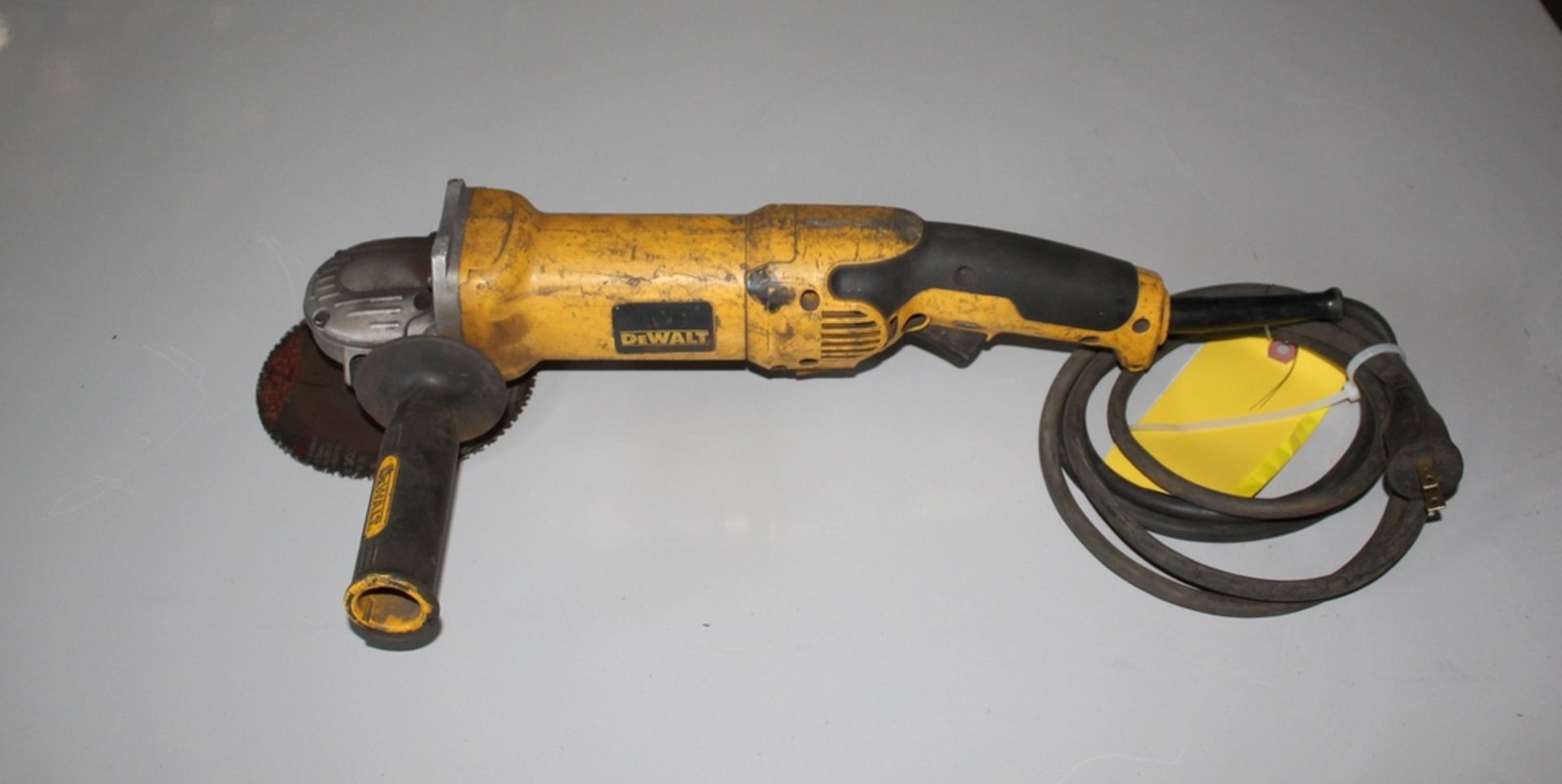 DEWALT D28116 RIGHT ANGLE GRINDER