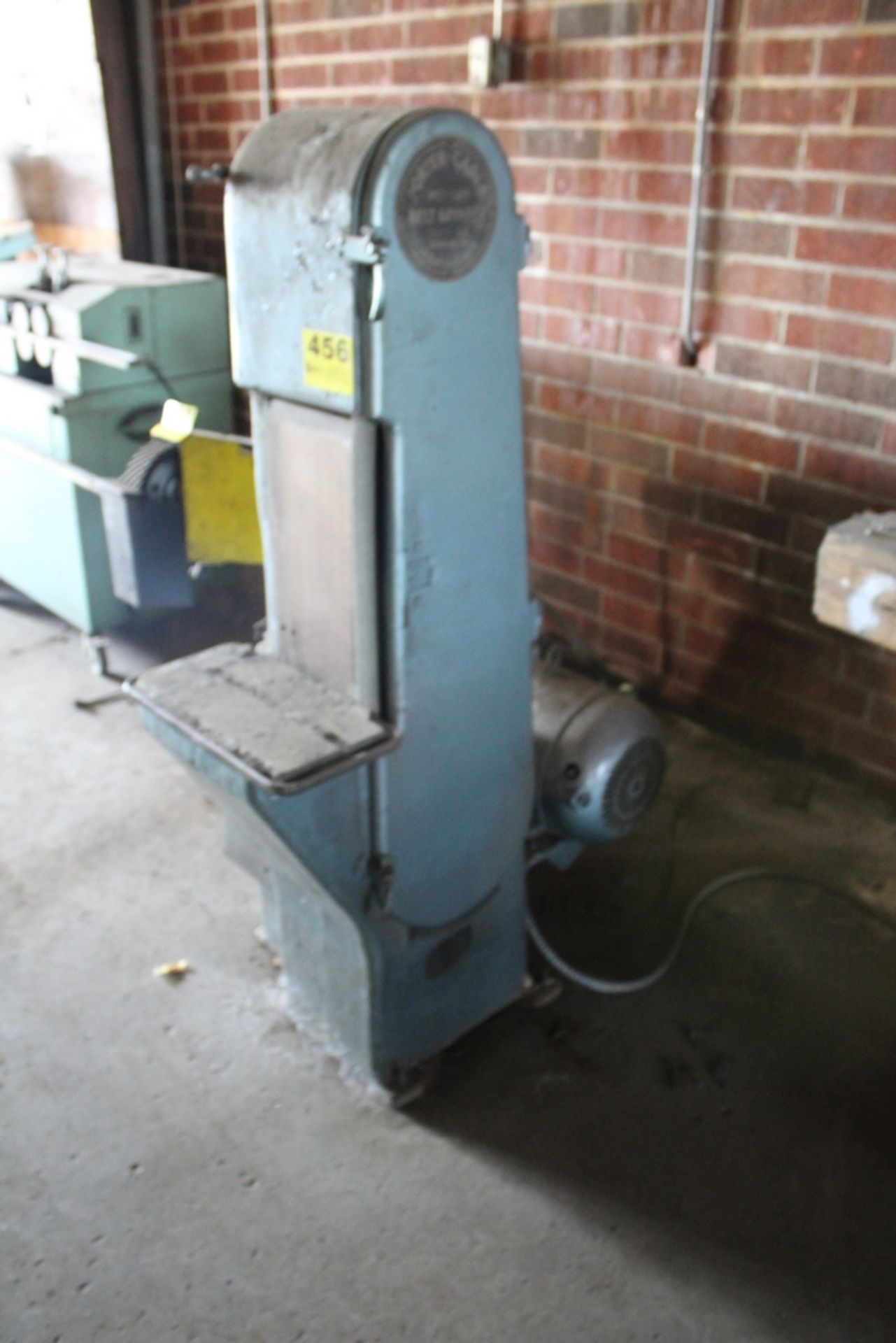 PORTER CABLE TYPE 68 9" WET/DRY BELT GRINDER S/N 130: