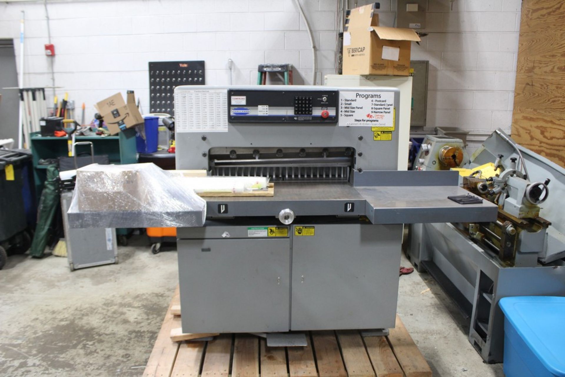 CHALLENGE MPC 305 HYDRAULIC PROGRAMMABLE PAPER CUTTER S/N 93396D, 30.5" CUTTING WIDTH, 3-1/2"