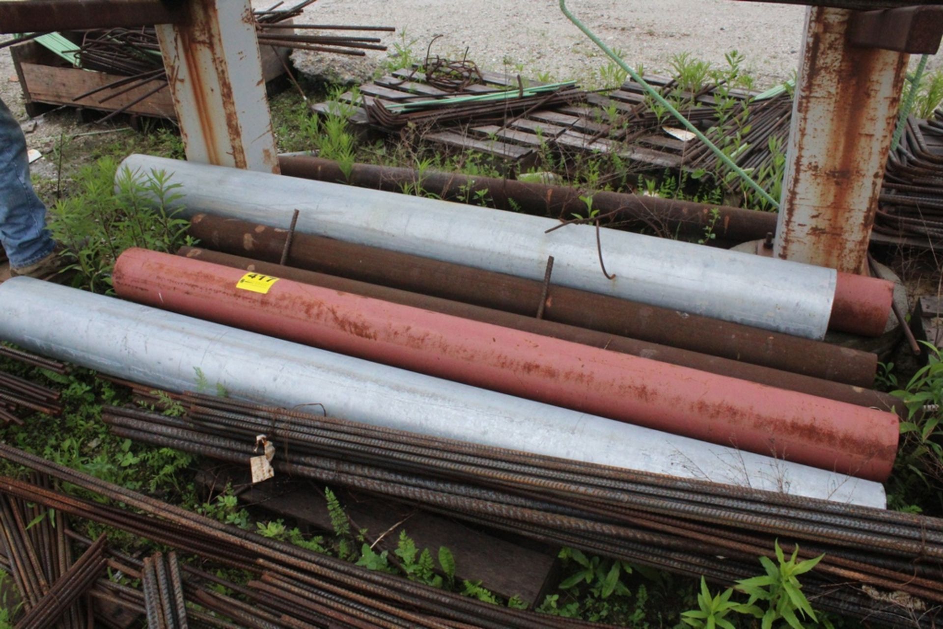 LARGE QUANTITY OF STEEL PIPE