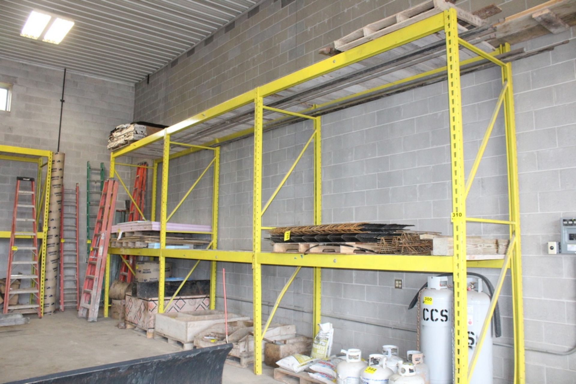 SECTIONS PALLET RACK 9' X 44" X 12'
