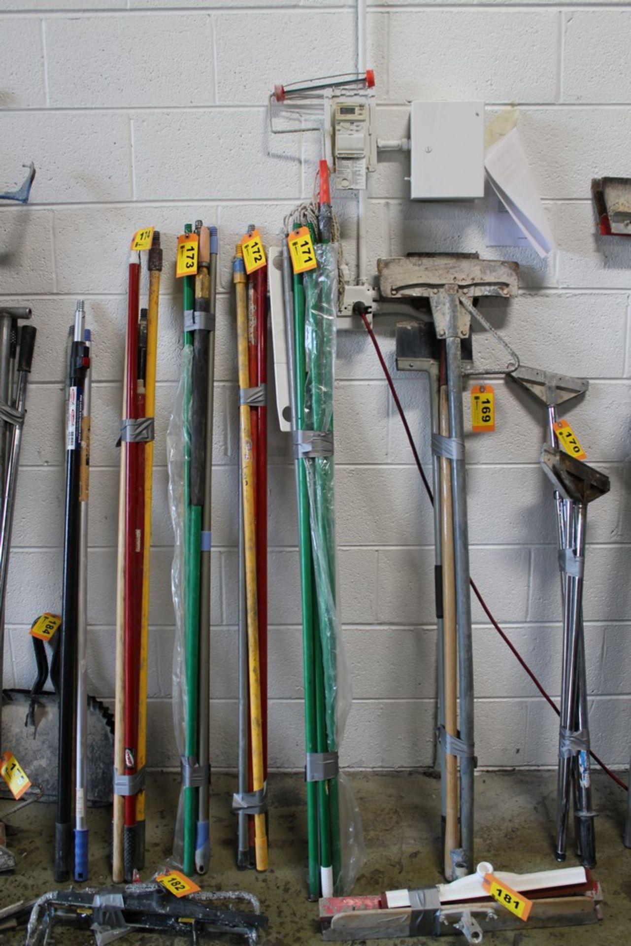 ASSORTED HANDTOOLS