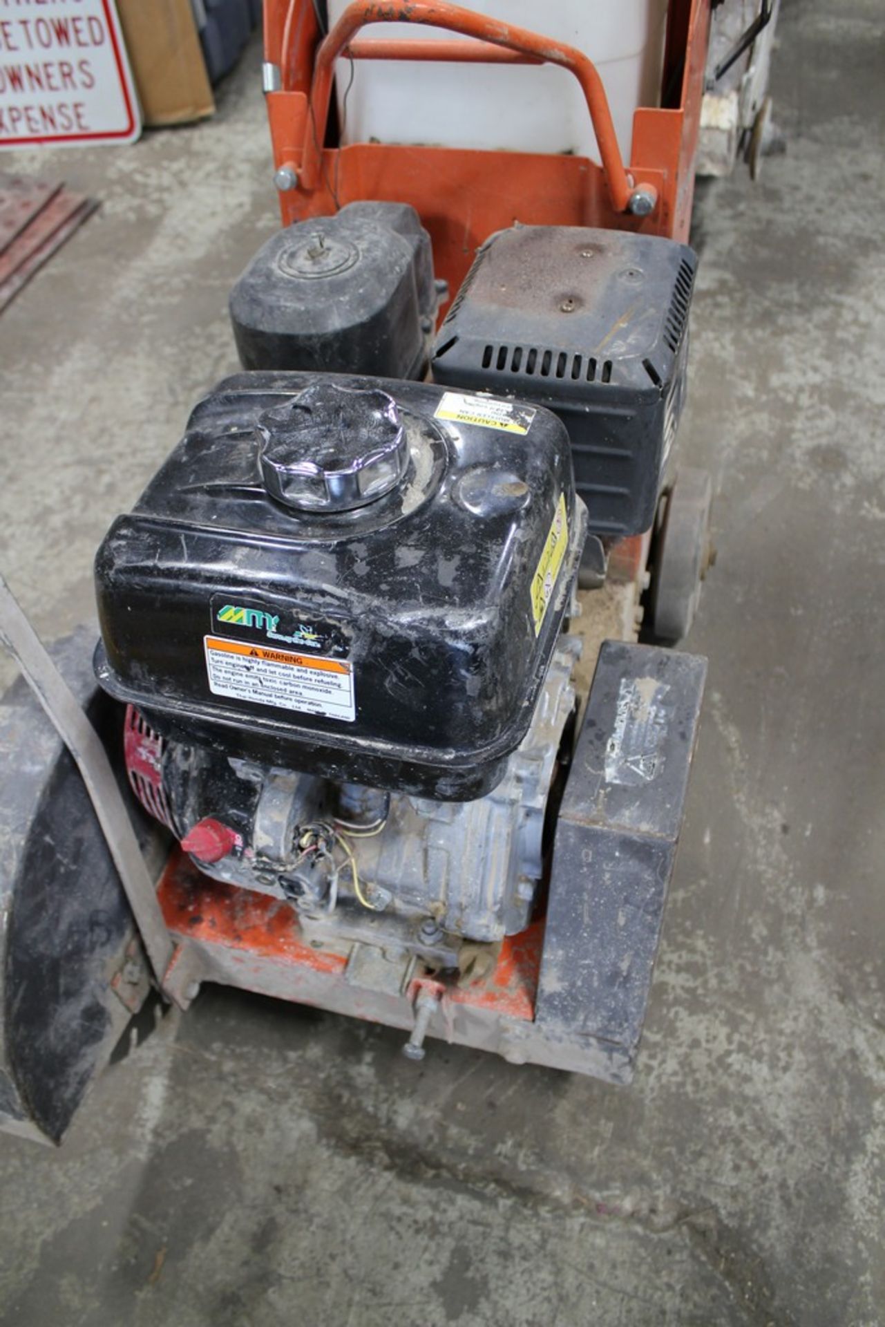 HUSQVARNA S400-L CONCRETE SAW, WITH HONDA 12HP MOTOR - Image 2 of 3