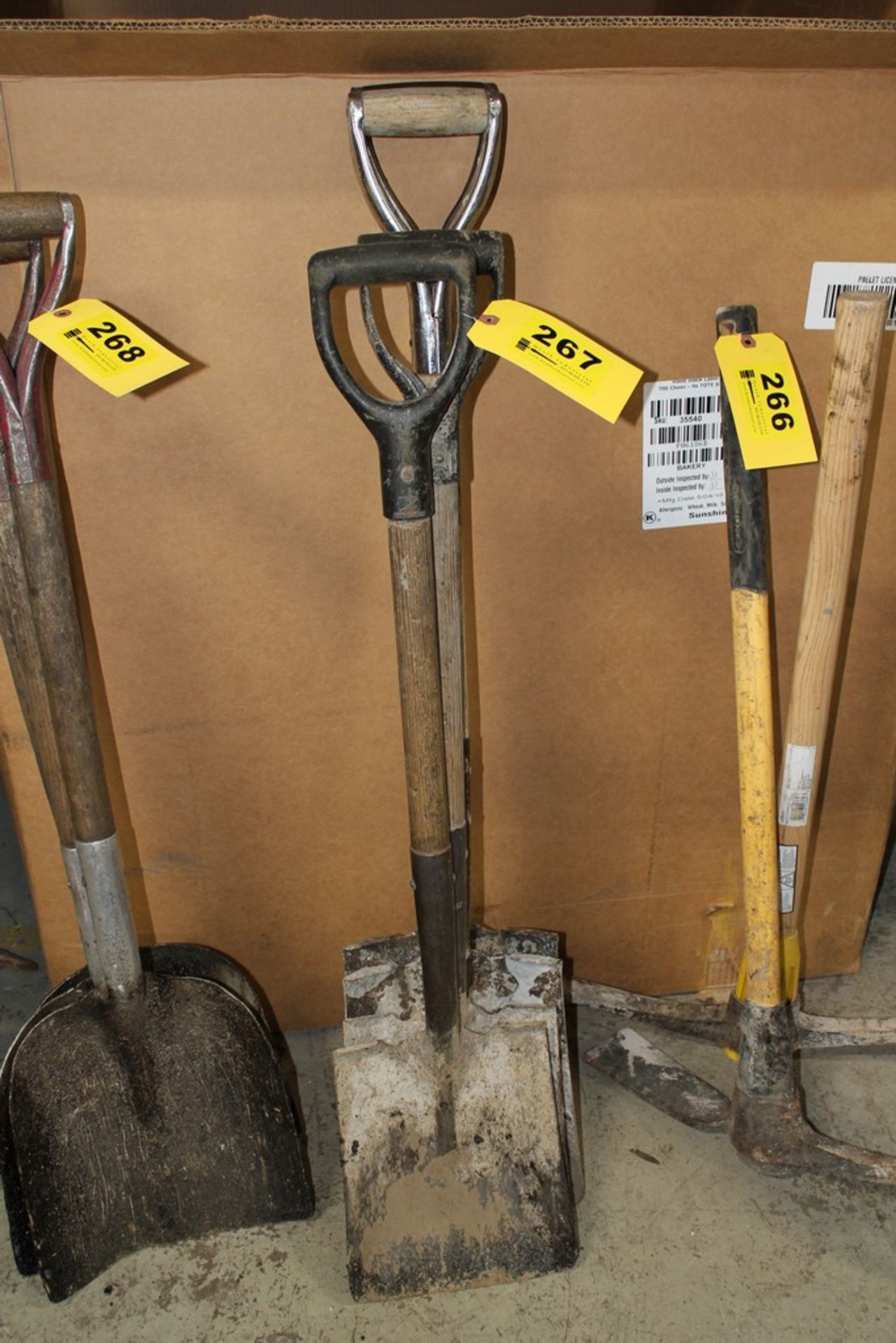 (4) SQUARE SHOVELS