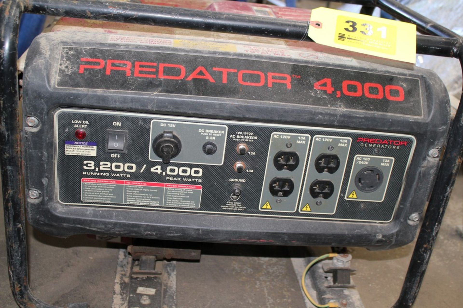 PREDATOR 4,000 WATT GAS GENERATOR - Image 2 of 5