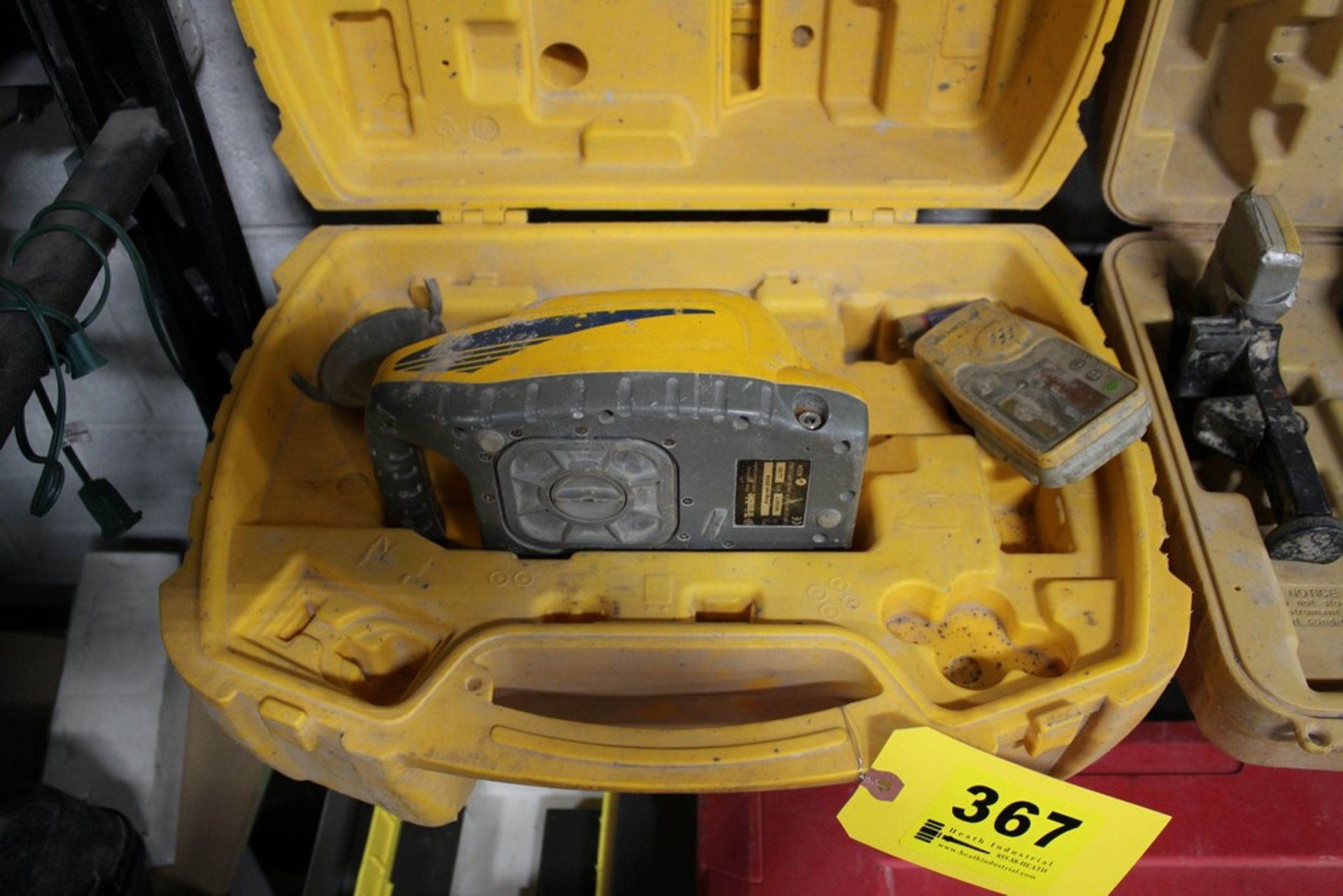 SPECTRA PRECISION MODEL LL300 SELF LEVELING LASER LEVEL, IN CASE - Image 2 of 2