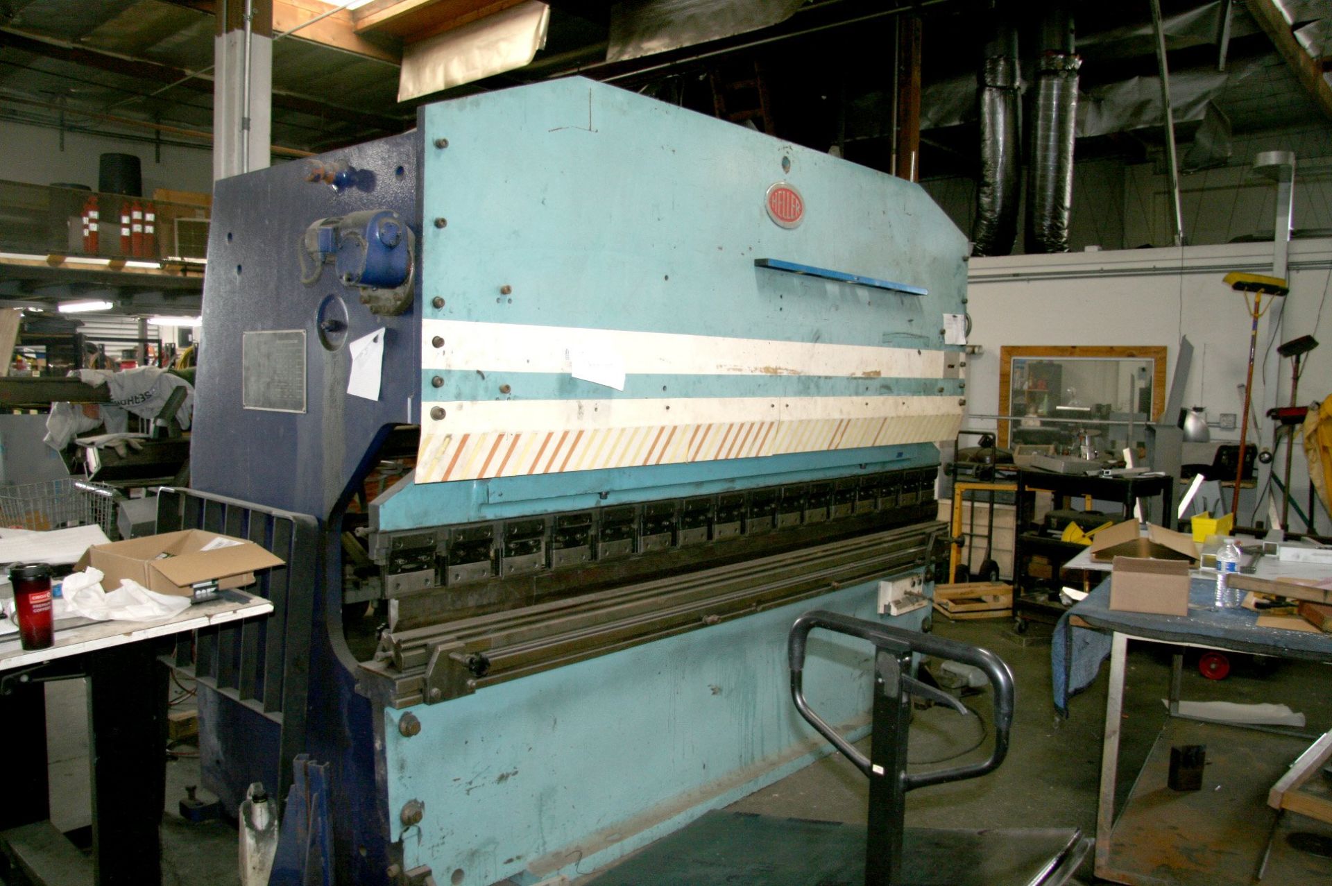 HELLER 120 TON X 10' HYDRAULIC PRESS BRAKE S/N 0479 120 Ton, 10ft Bed, 12,000lbs, Rebuilt Pump in - Image 2 of 10