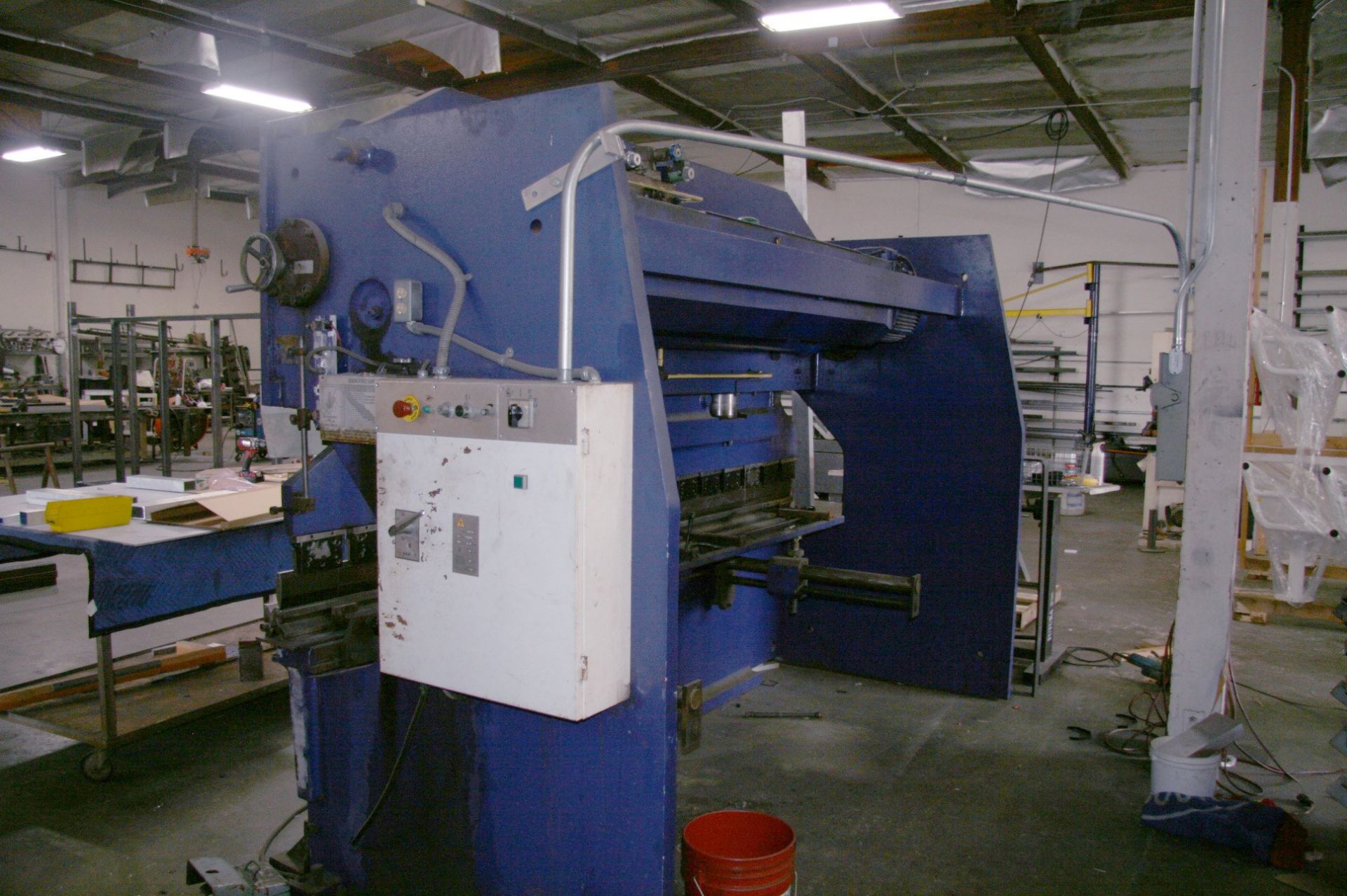 HELLER 120 TON X 10' HYDRAULIC PRESS BRAKE S/N 0479 120 Ton, 10ft Bed, 12,000lbs, Rebuilt Pump in - Image 3 of 10