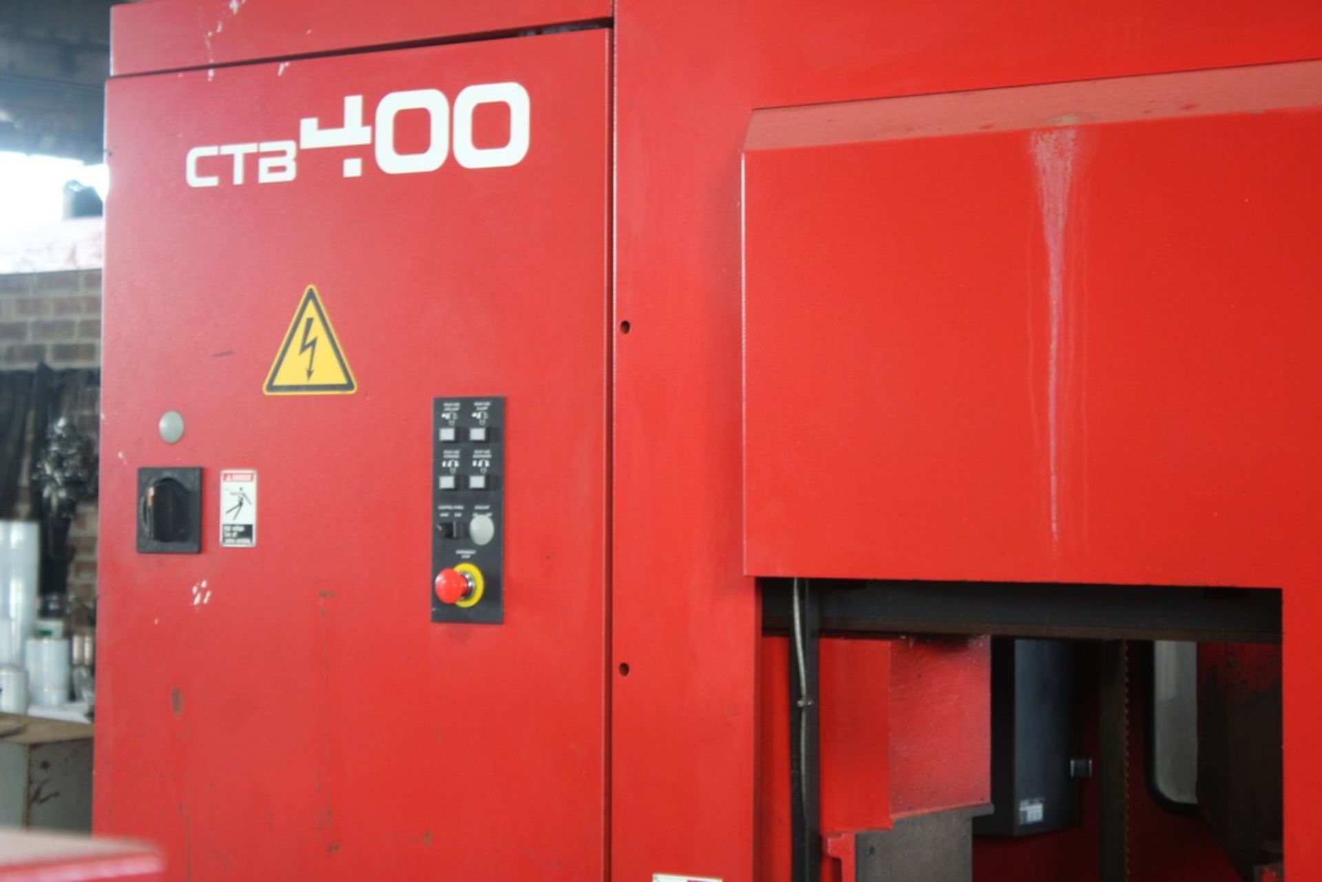 16.9" AMADA CTB400 CNC VERTICAL CARBIDE BAND SAW, S/N 40850029 (1998), 1.18" TO 16.9", CUTTING - Image 5 of 5