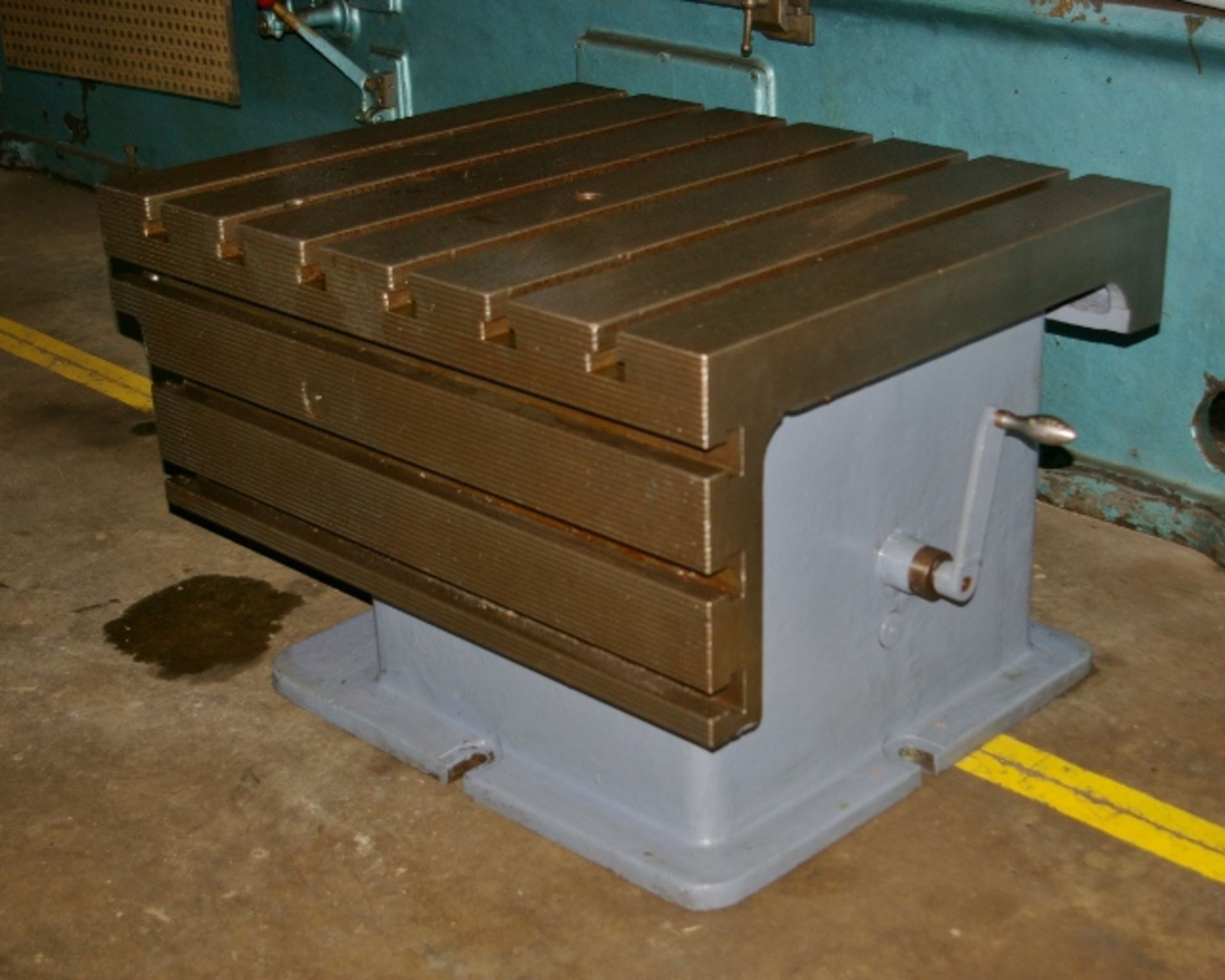 31" X 39" X 18" HEAVY DUTY TILTING BOX TABLE FOR RADIAL ARM DRILL - Image 5 of 10