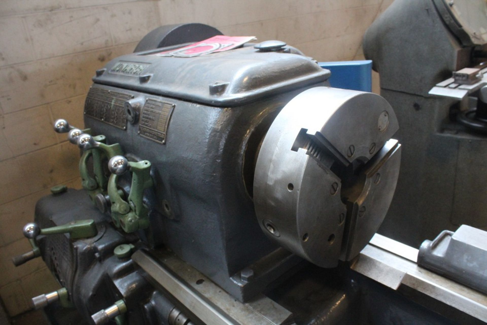 MONARCH 20-1/2" X 48" ENGINE LATHE, S/N 20362 (1941) MODEL 18"CBB, RATED SWING: 18", ACTUAL SWING - Image 5 of 8