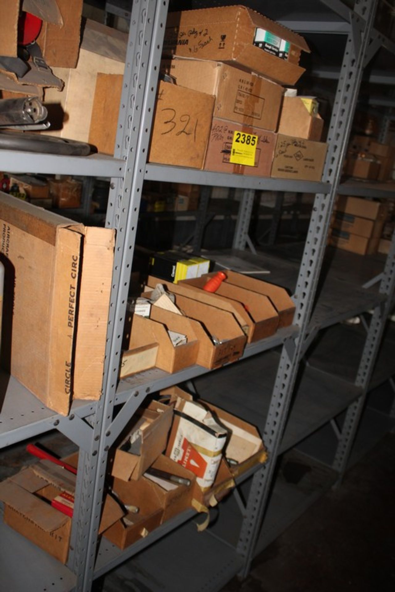 ASSORTED FITTINGS HARDWARE AND REGULATOR ON SHELF