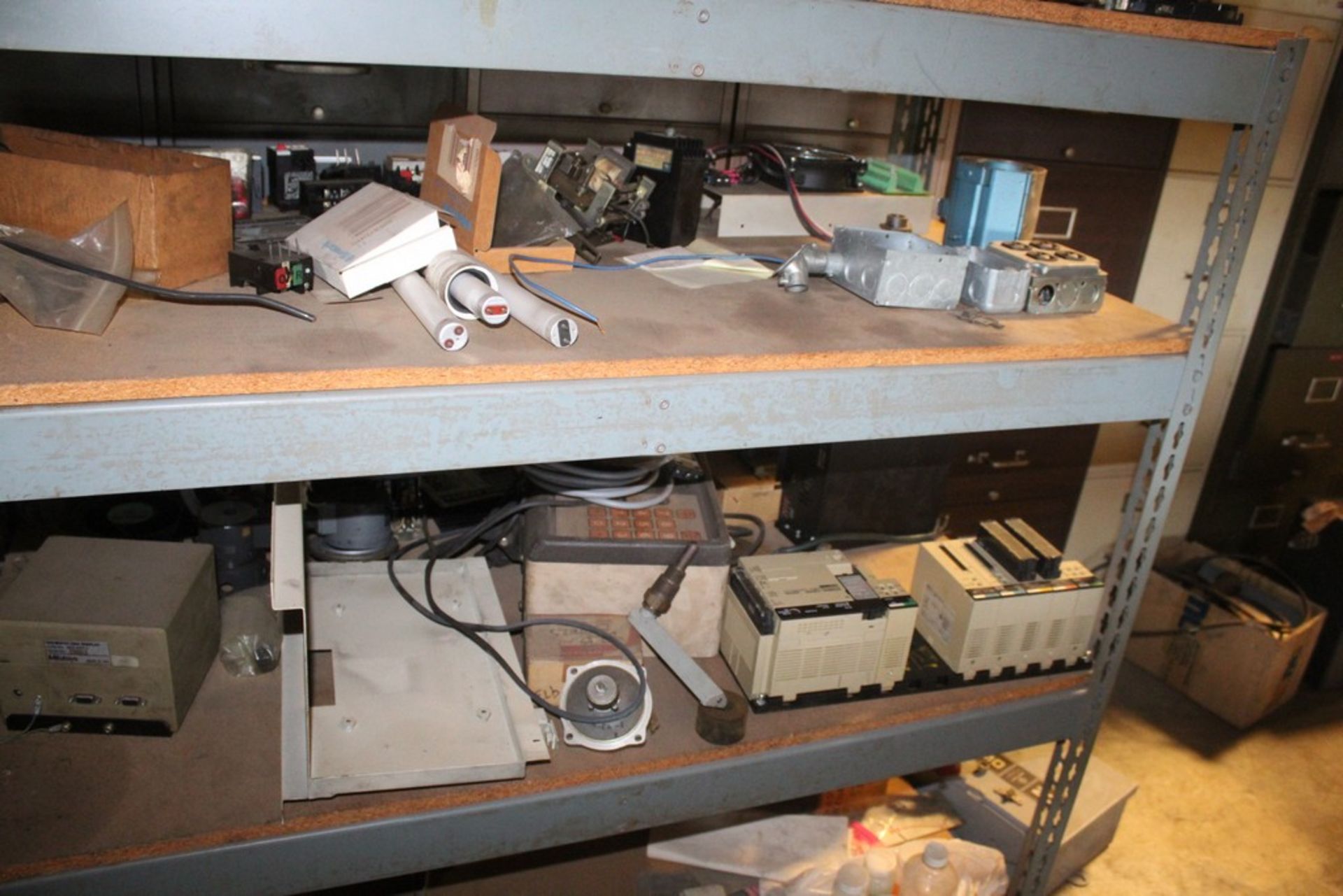 LARGE QTY OF ELECTRICAL PARTS ON SHELVING UNIT - Image 2 of 2