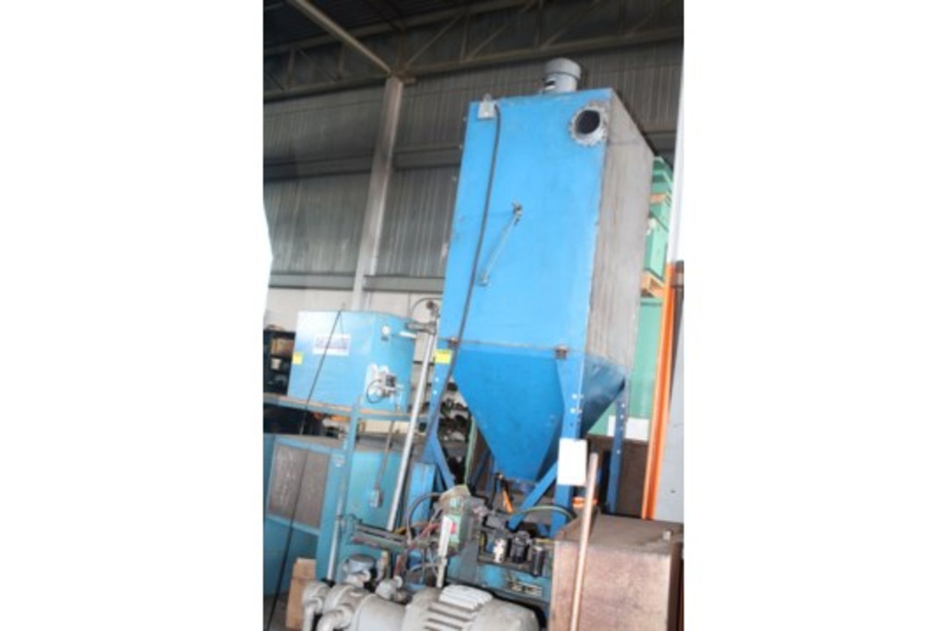 TORIT MODEL 90 DUST COLLECTOR