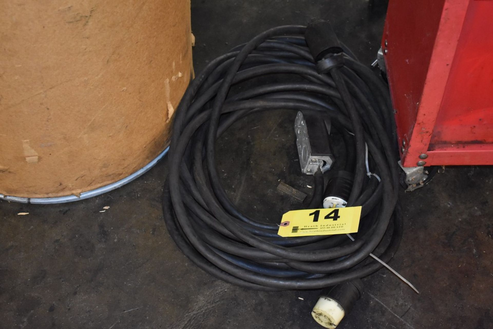 HIGH VOLTAGE EXTENSION CORDS