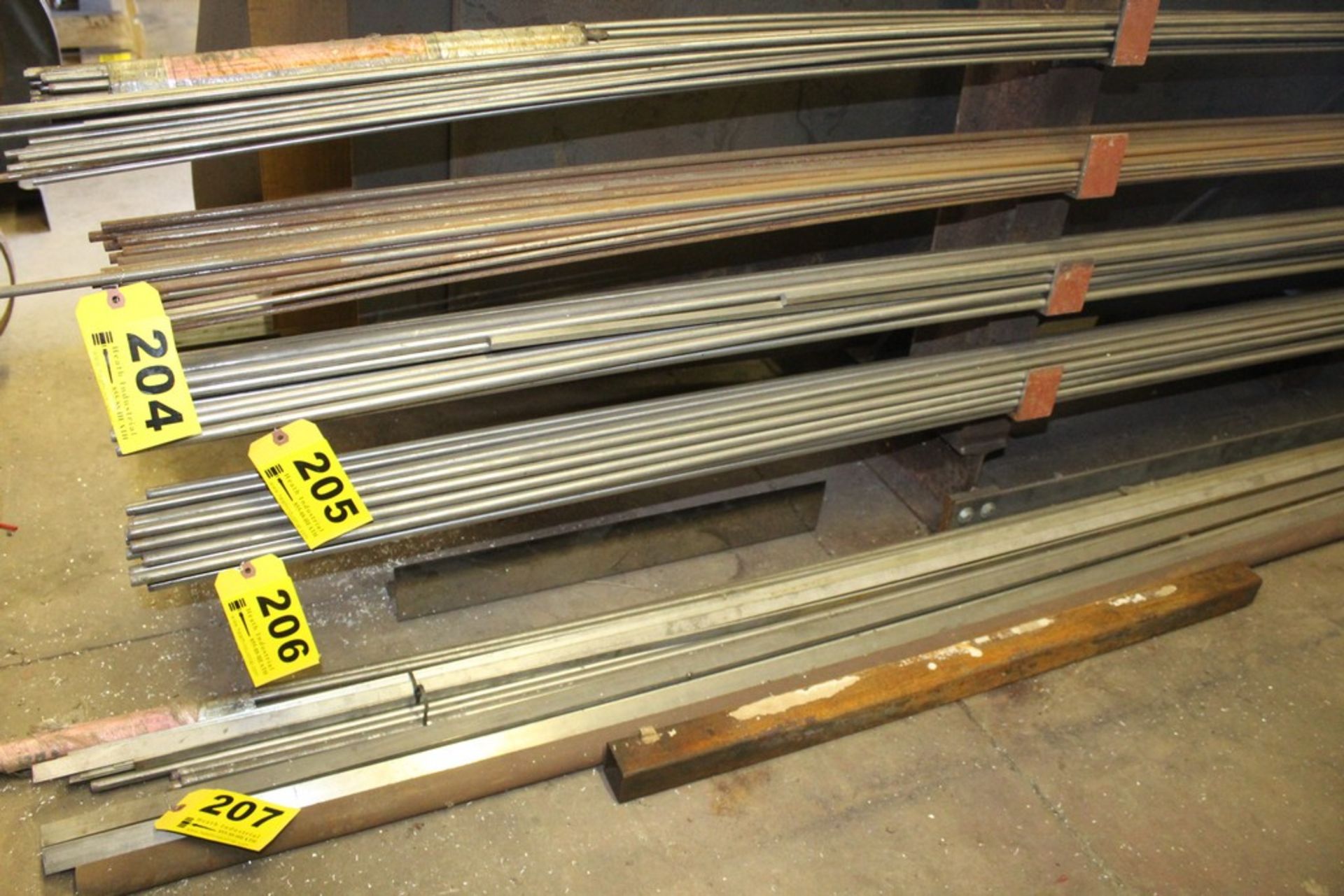 LARGE QTY 12' STAINLESS STEEL RODS