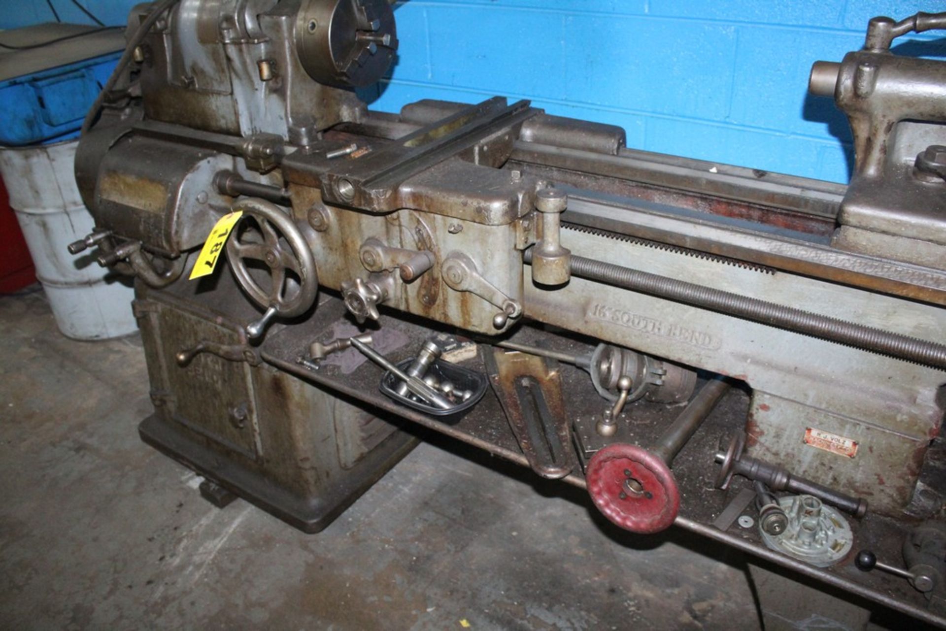 SOUTH BEND 16" X 36" TOOLROOM LATHE S/N 8124HKR12, WITH 3-JAW CHUCK - Image 5 of 5