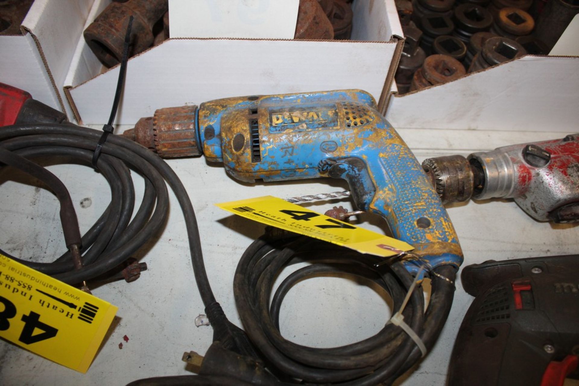 DEWALT ELECTRIC DRILL