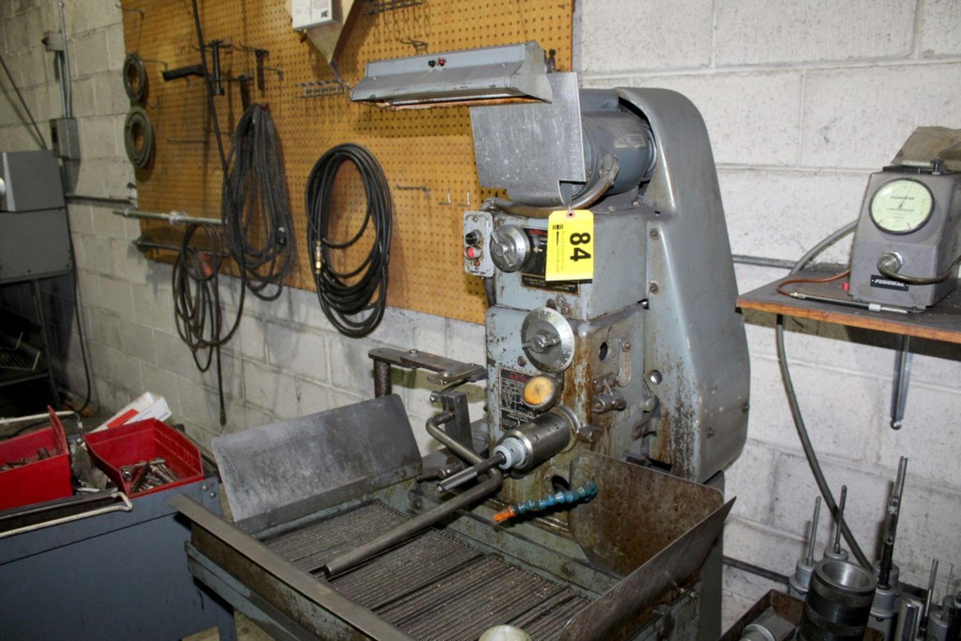 SUNNEN MODEL MBB-1600 PRECISION HONING MACHINE, S/N 41220 WITH ALL RELATED HONE TOOLING - Image 4 of 10