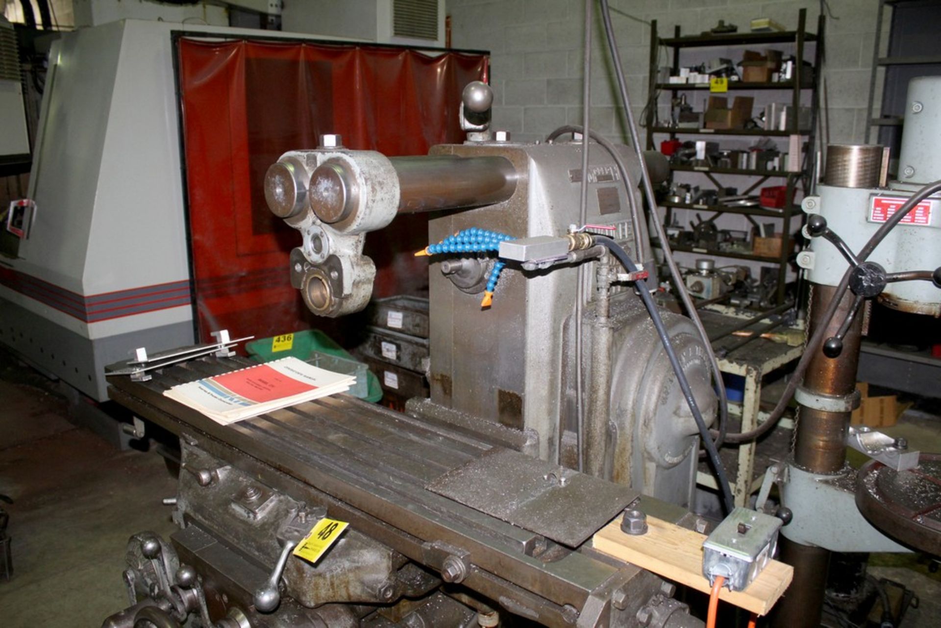 MILWAUKEE MODEL H PLAIN HORIZONTAL MILLING MACHINE S/N 9-3073, T-SLOT WORK TABLE, ARBOR SUPPORT - Image 5 of 5