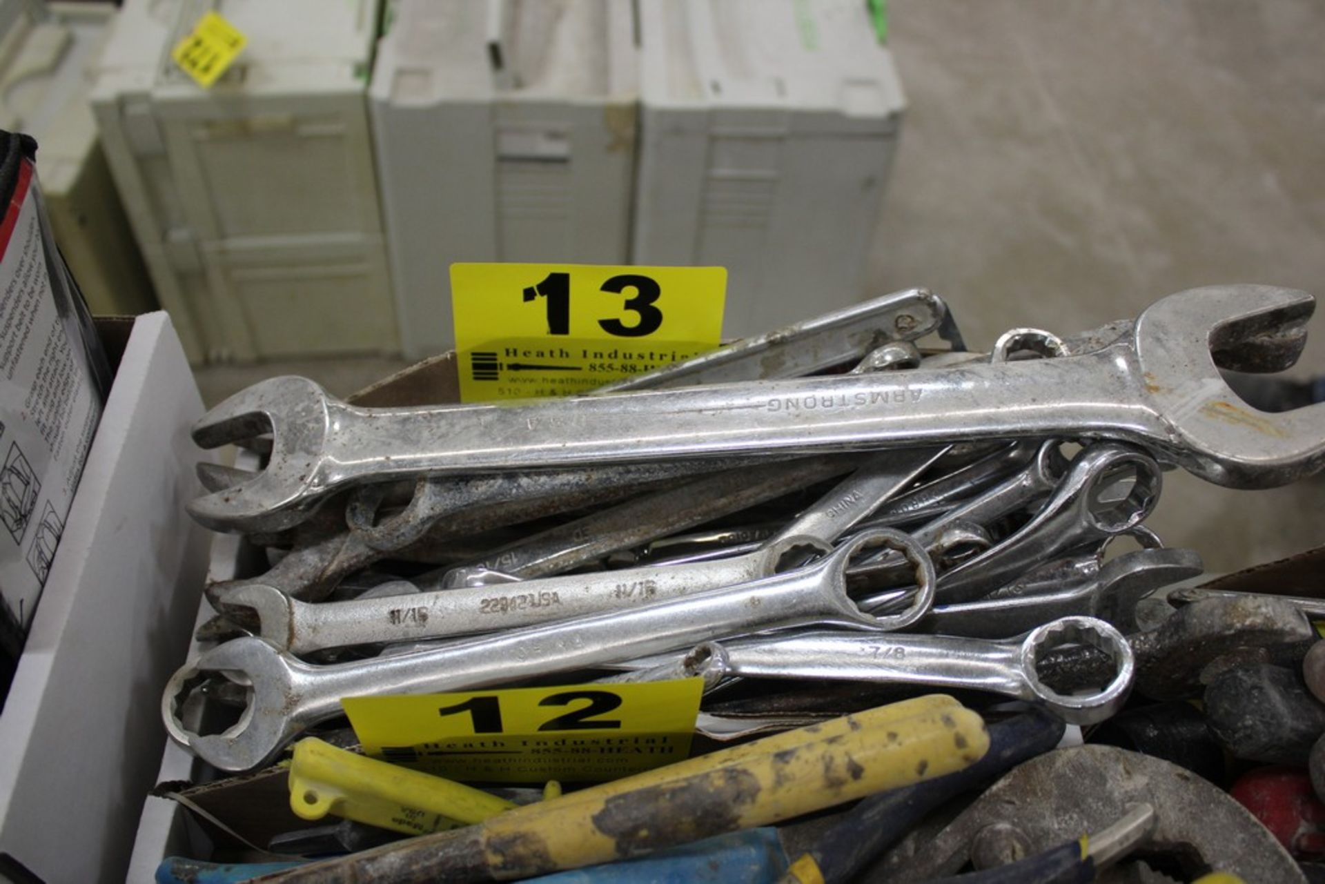 LARGE QTY OF WRENCHES IN BOX - Image 2 of 2