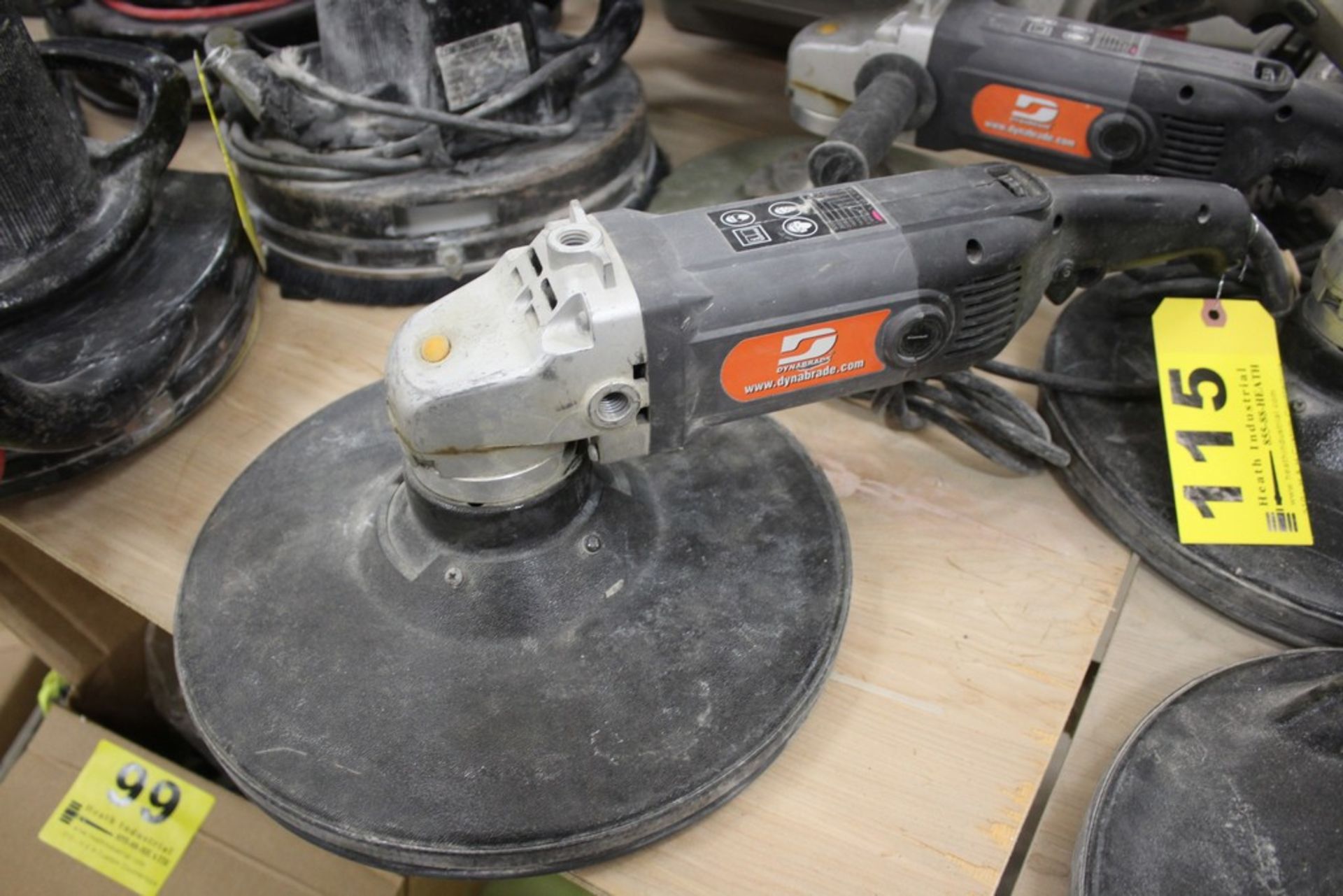 DYNABRADE MODEL 51613 RANDOM ORBITAL SANDER-POLISHER - Image 2 of 2