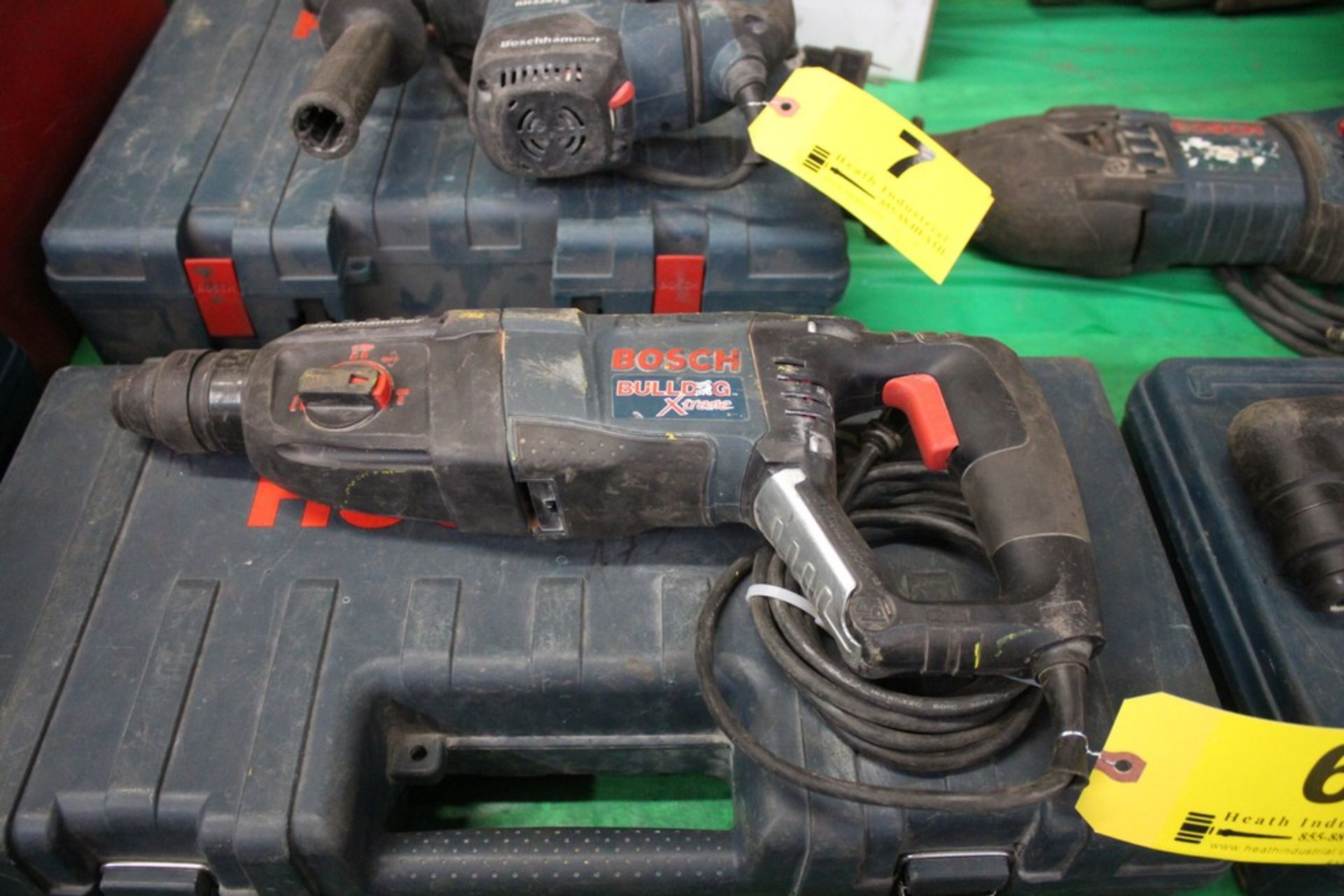 BOSCH MODEL BULLDOG EXTREME MAX ROTARY HAMMER