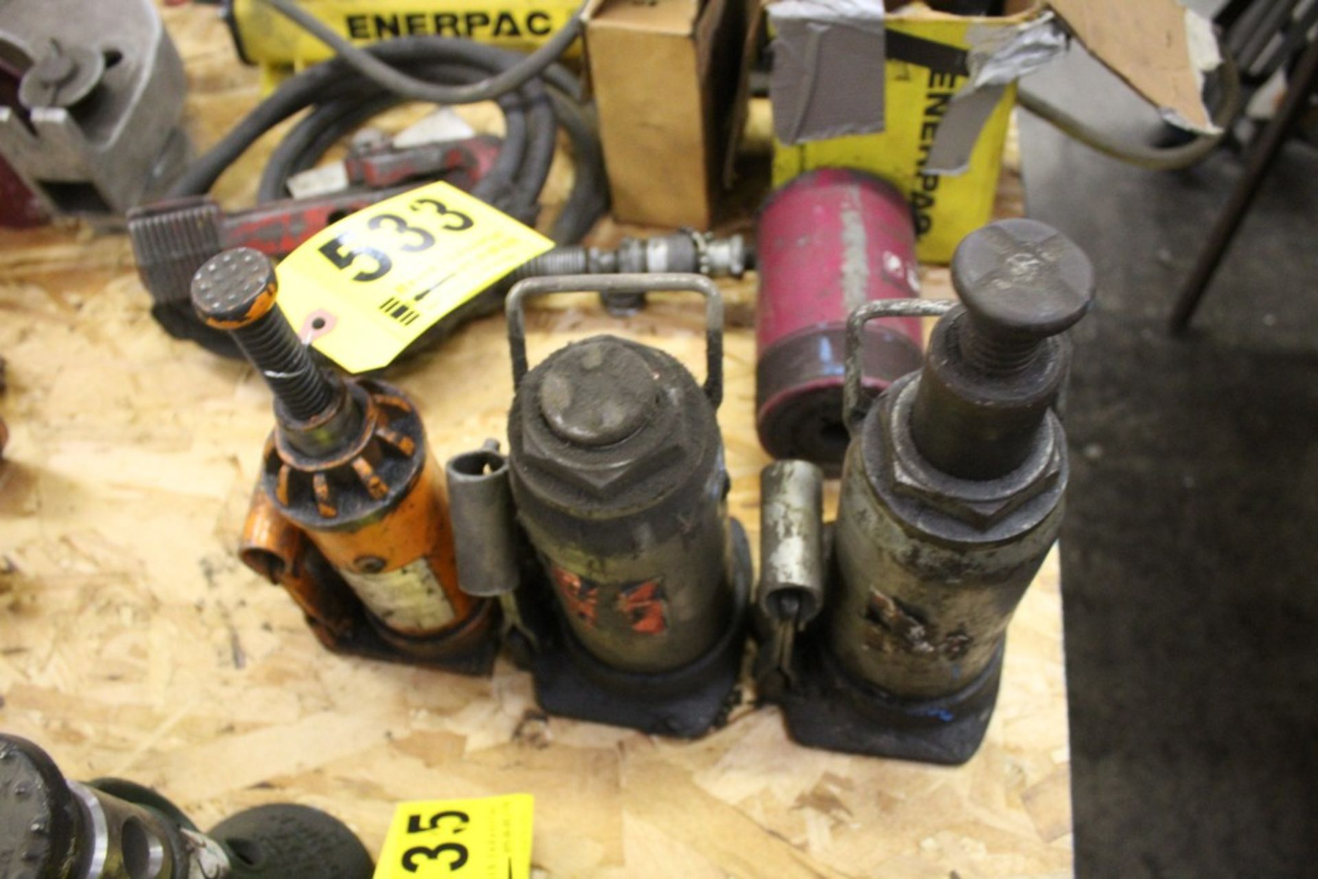 (3) HYDRAULIC BOTTLE JACKS