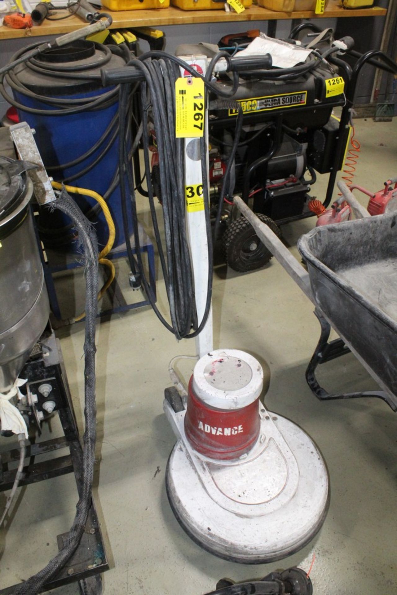 ADVANCE 18" FLOOR POLISHER/BUFFER