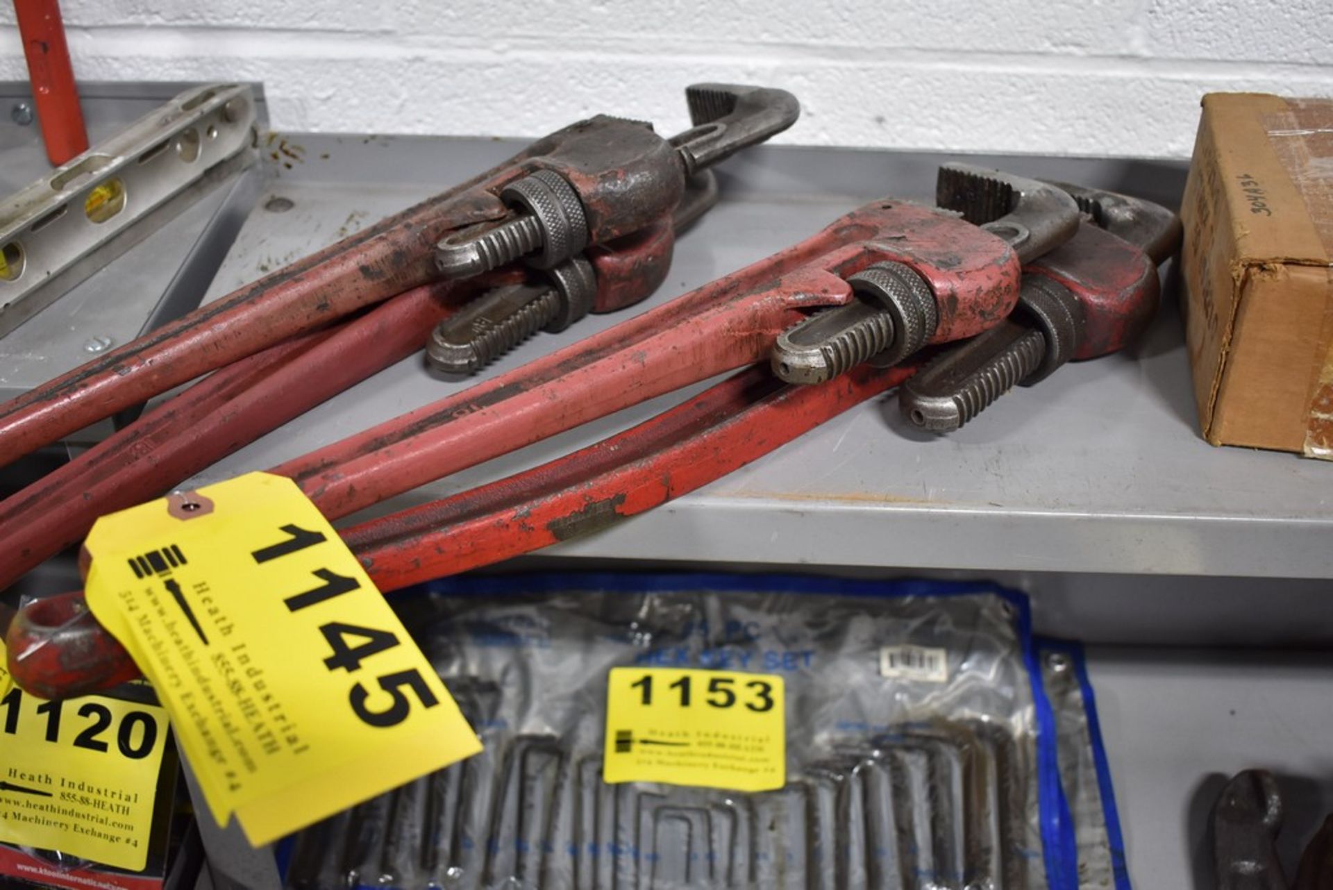 (2) PIPE WRENCHES, PITTSBURGH 18" AND HEAVY DUTY 24"