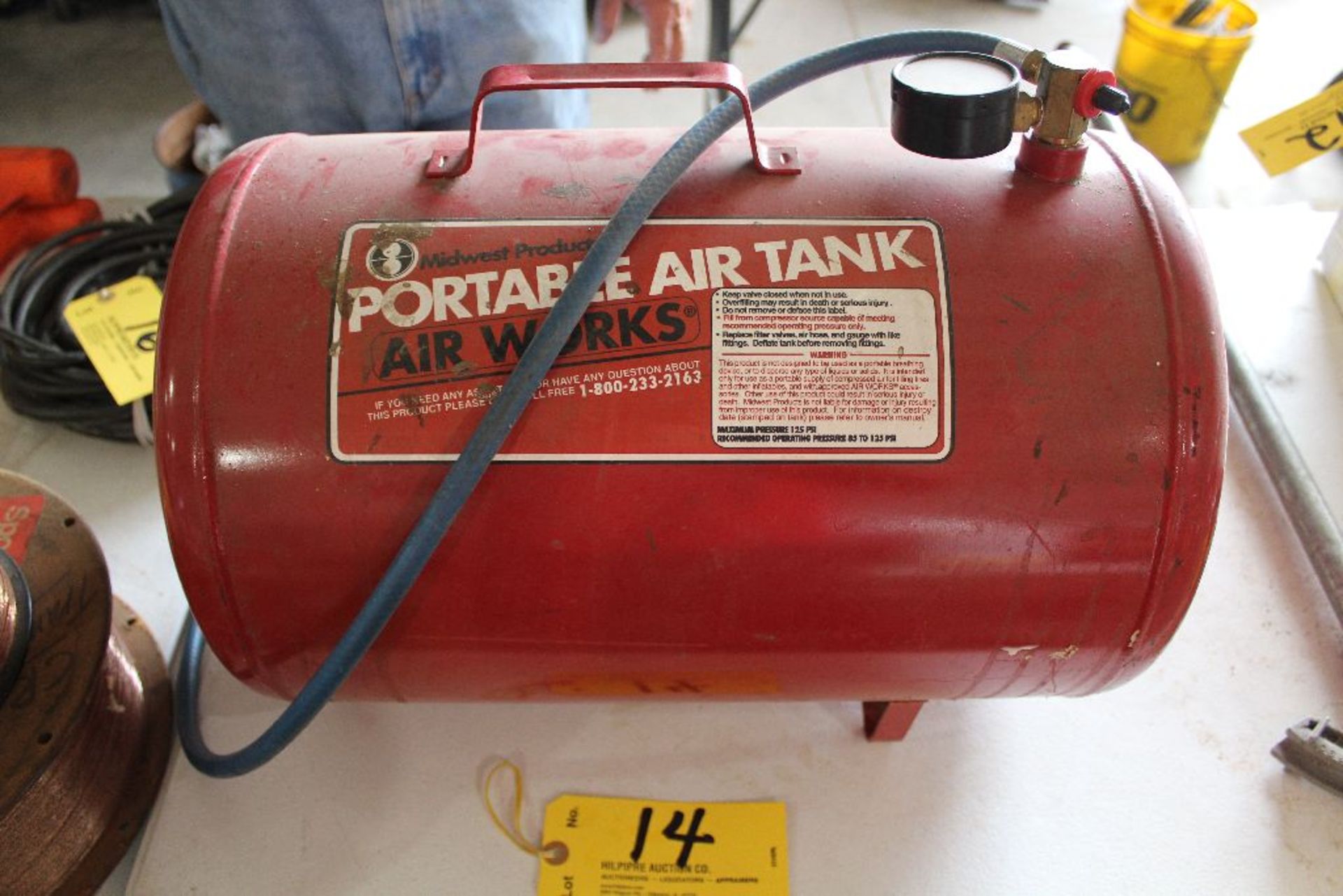 Portable air tank.