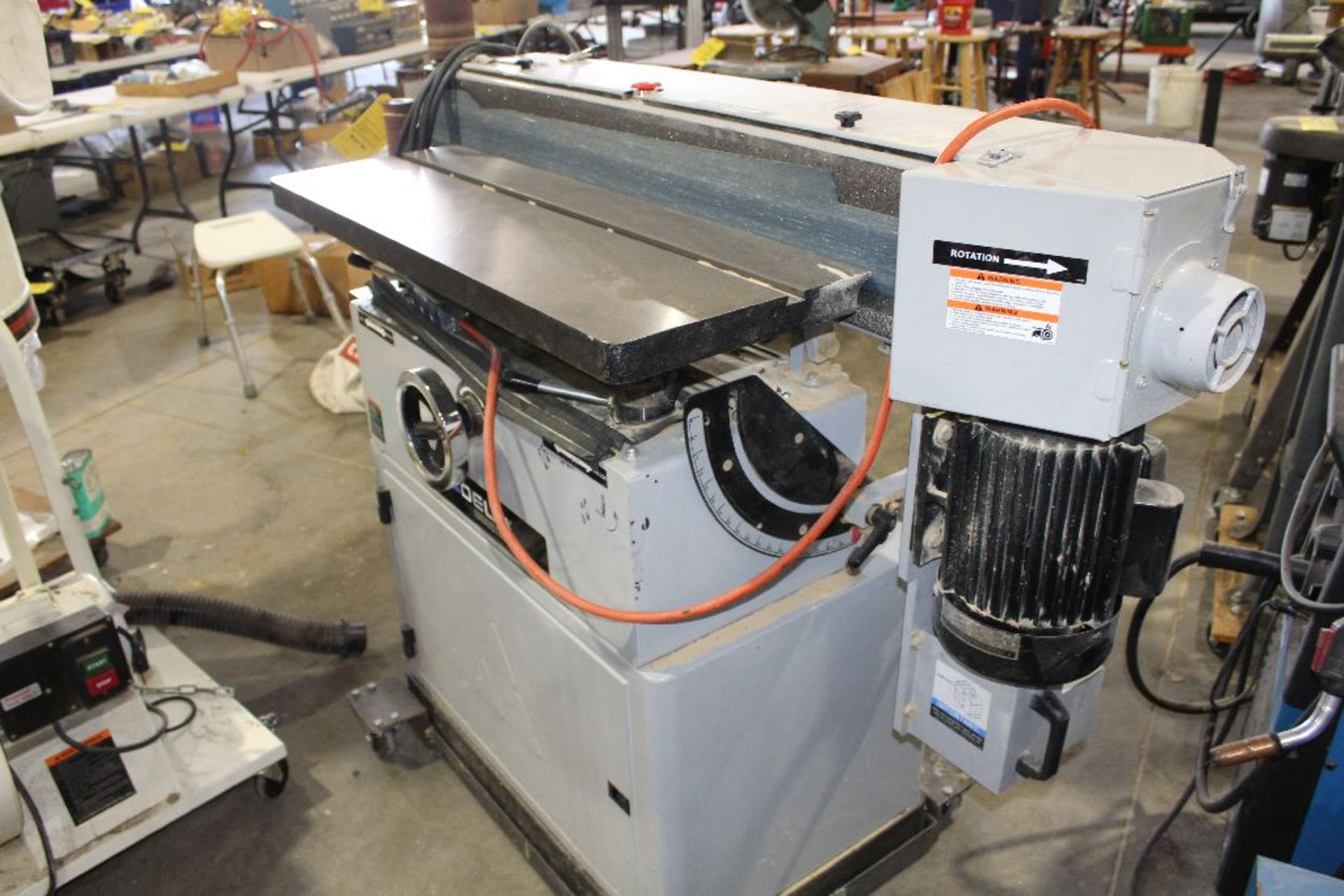 Delta ocillating Edge sander, model 31-396 on cart. - Image 8 of 8