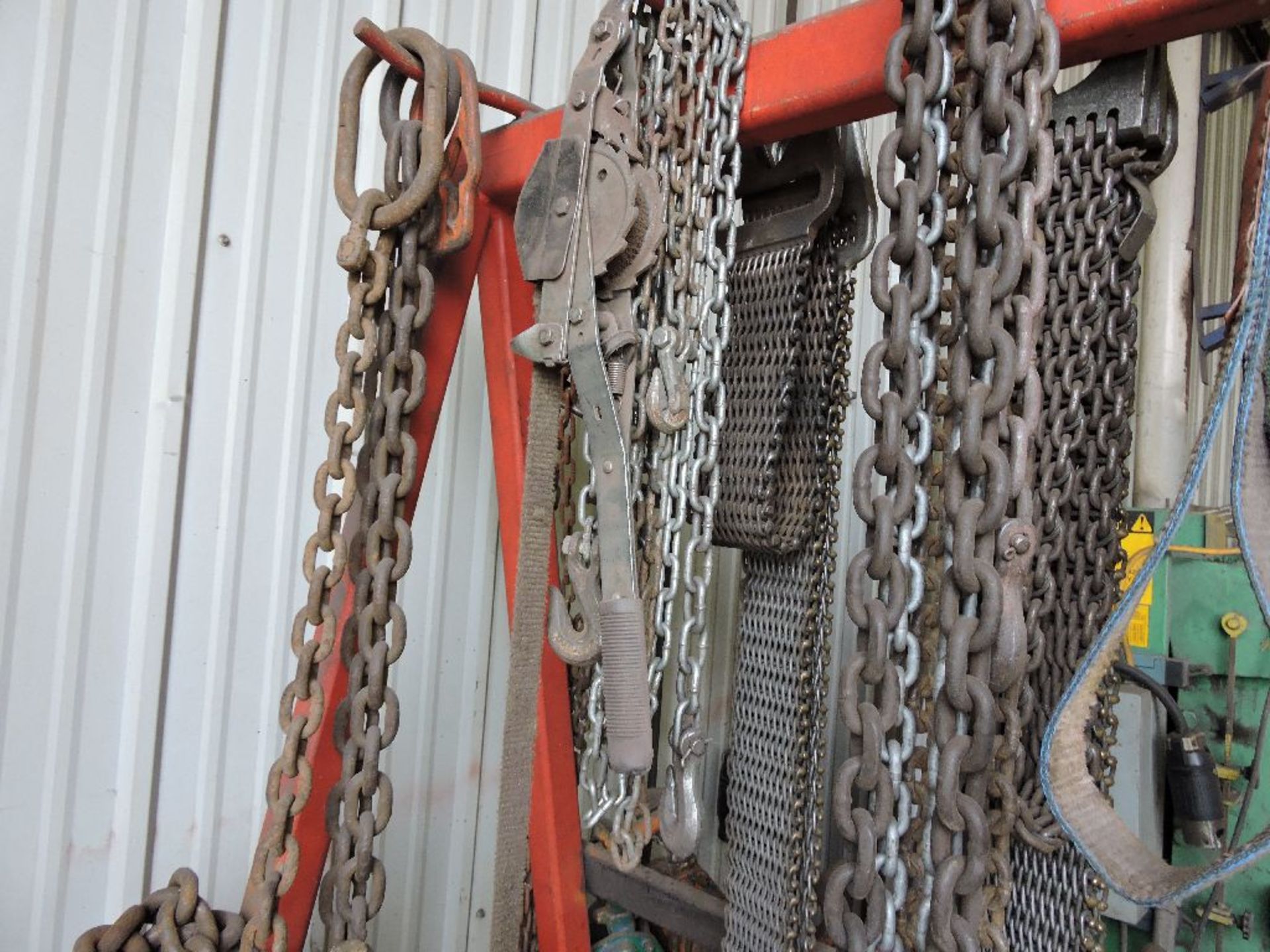 Straps, rigging chains. - Image 2 of 3